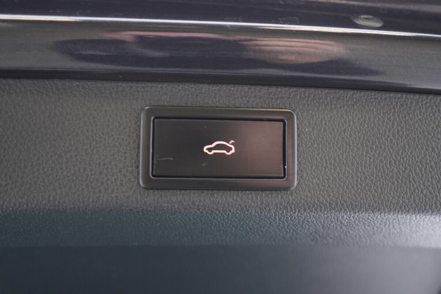 OV190V11045_41.webp_SUPERB Style 2.0 TDI 110 kW manuál