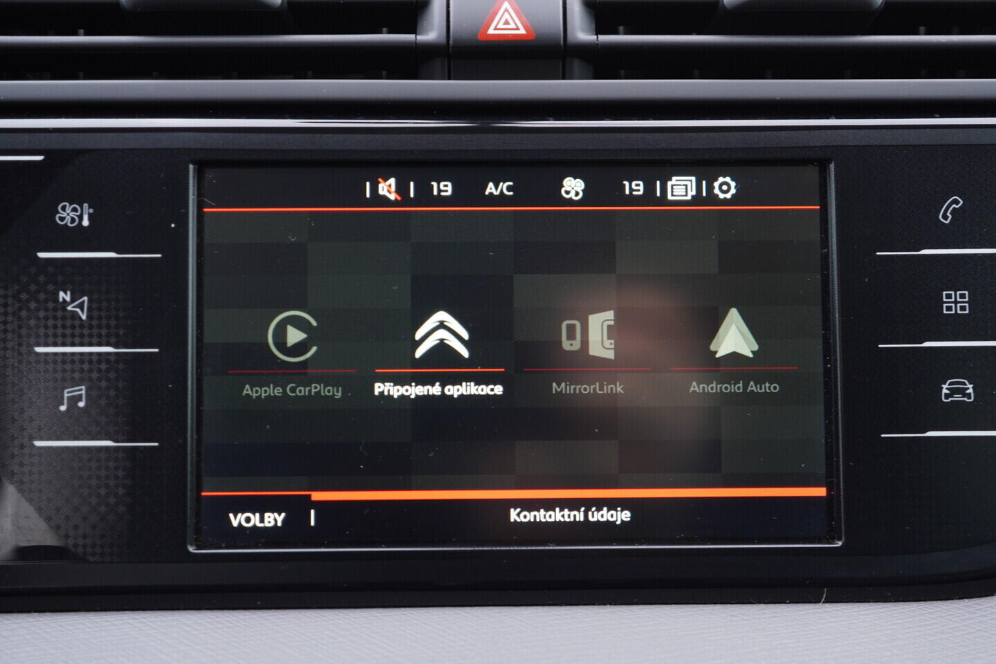 OV190V11046_33.webp_C4 SPACETOURER  1.5 HDI 96 kW manuál