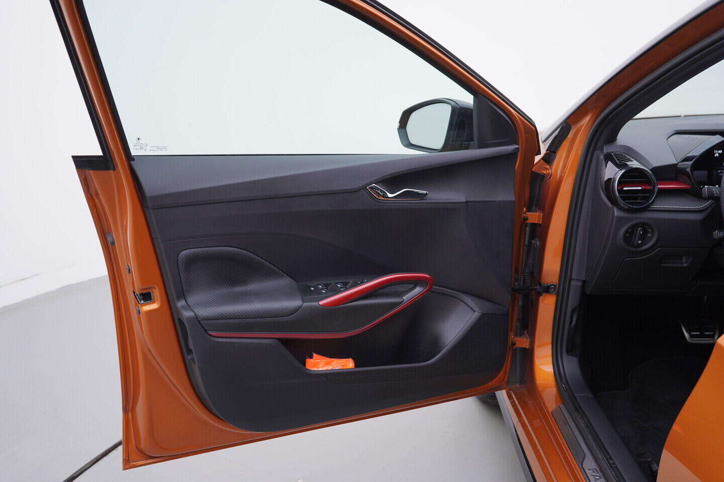 OV190V11047_19.webp_FABIA Monte Carlo 1.0 TSI 85 kW automat, DPH