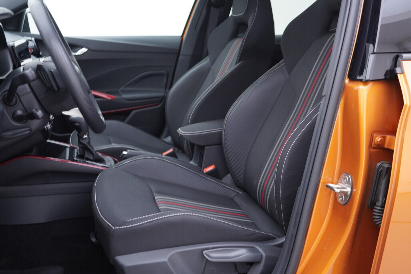 OV190V11047_22.webp_FABIA Monte Carlo 1.0 TSI 85 kW automat, DPH