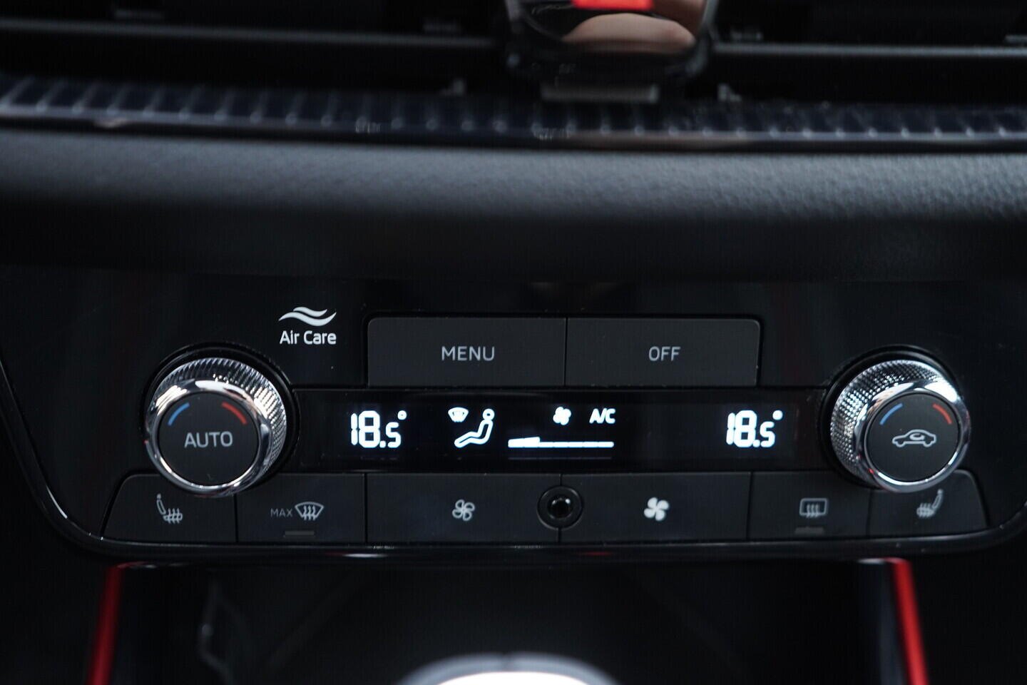 OV190V11047_32.webp_FABIA Monte Carlo 1.0 TSI 85 kW automat, DPH