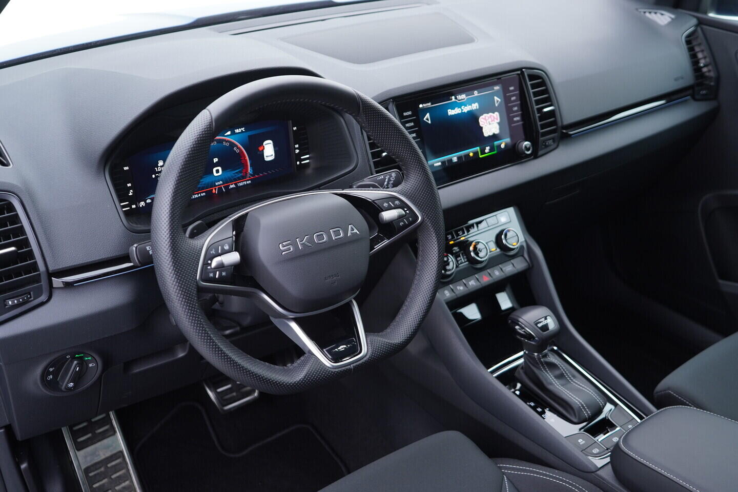 OV190V11048_21.webp_KAROQ SportLine 1.5 TSI 110 kW automat, DPH