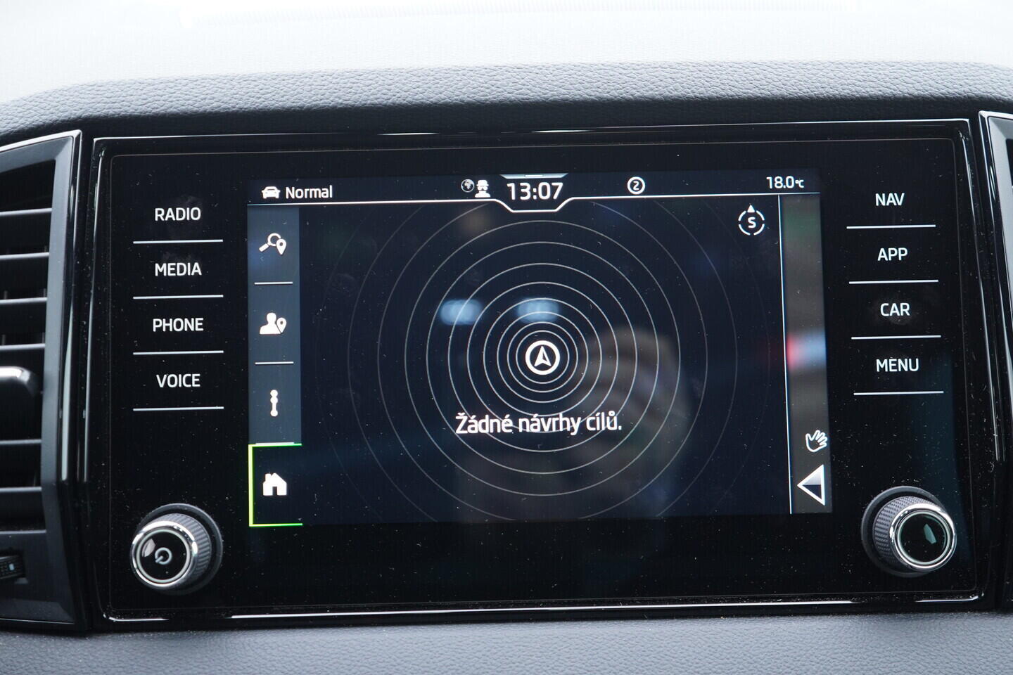 OV190V11048_33.webp_KAROQ SportLine 1.5 TSI 110 kW automat, DPH