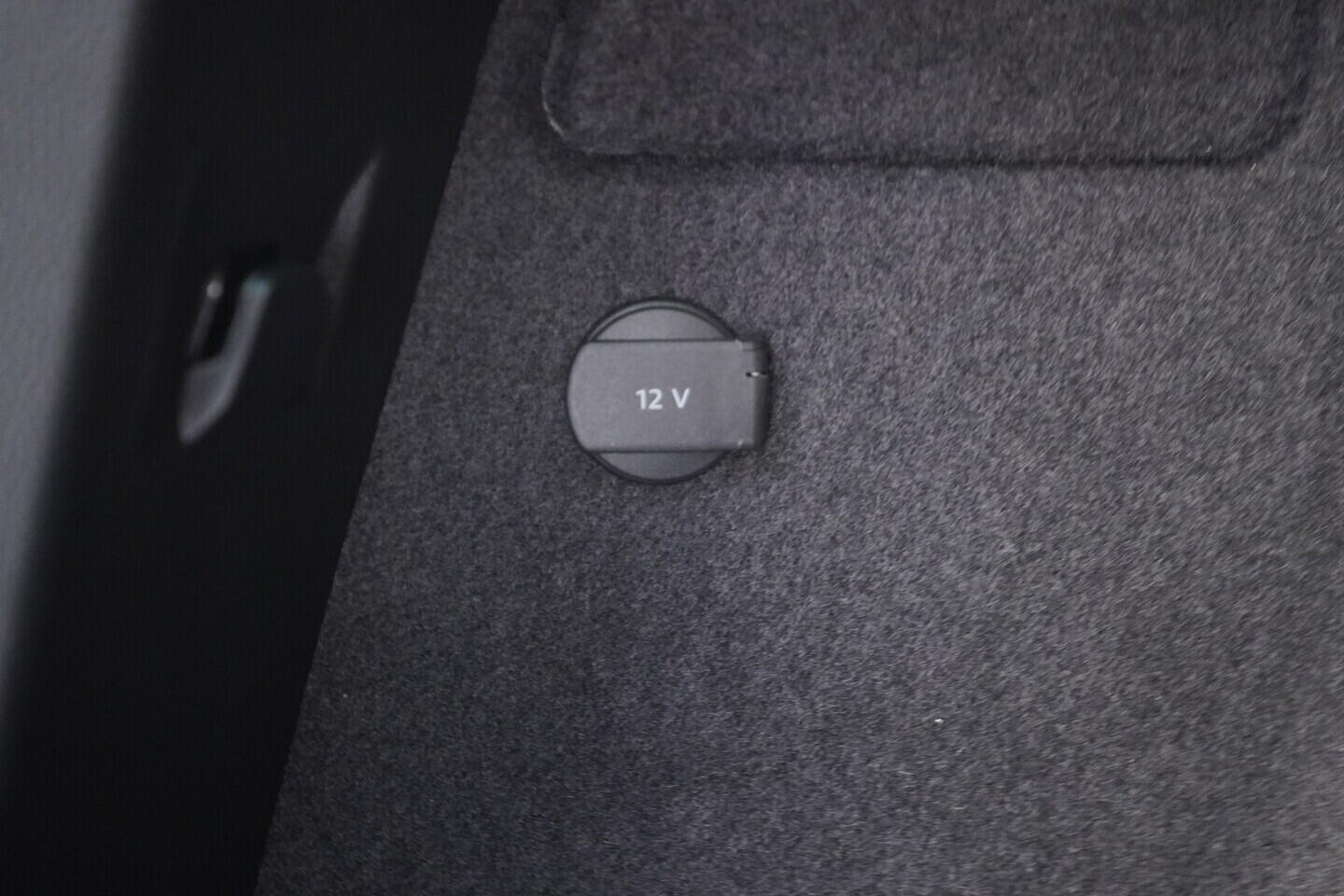 OV190V11048_40.webp_KAROQ SportLine 1.5 TSI 110 kW automat, DPH