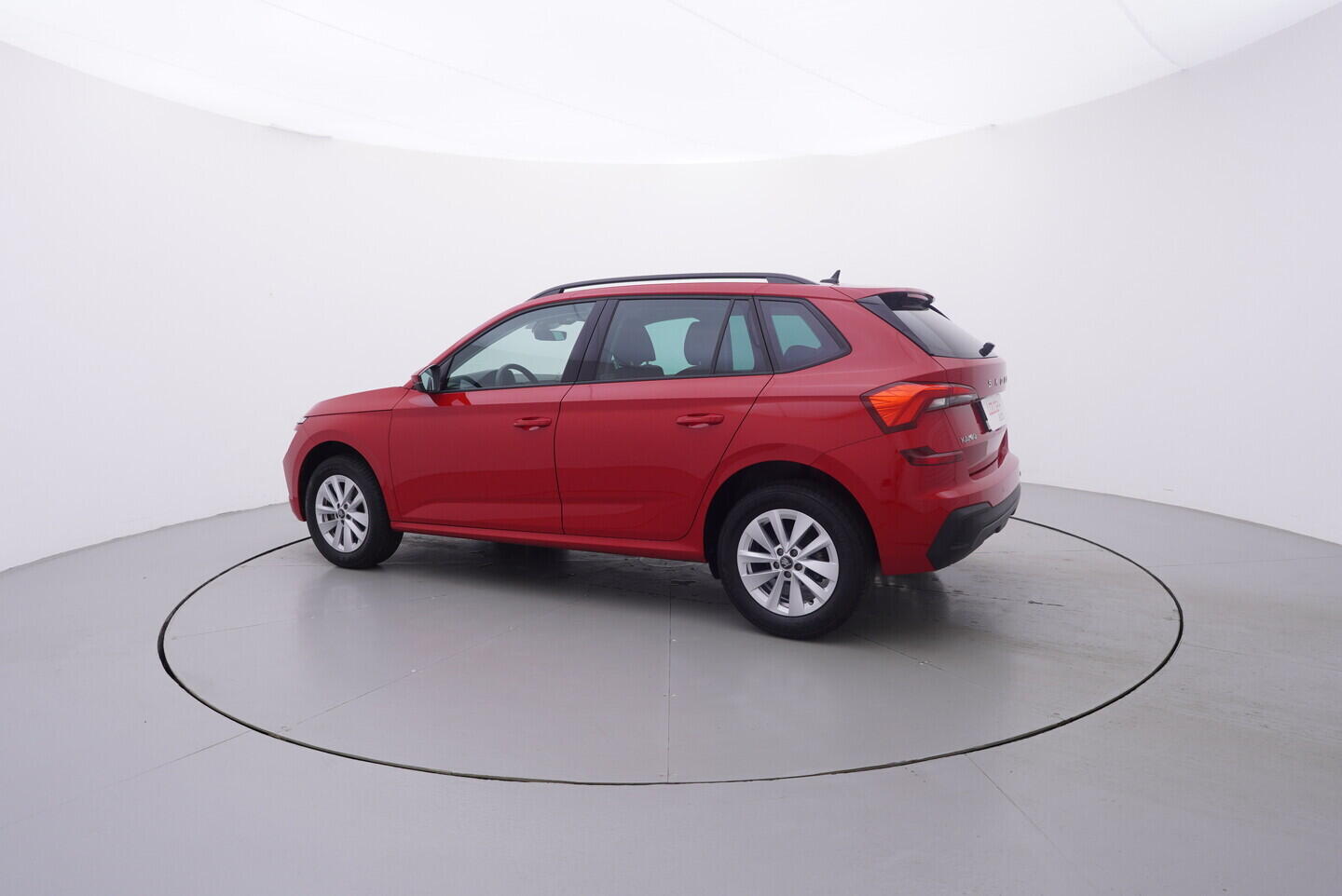 OV190V11049_12.webp_KAMIQ Selection 1.0 TSI 85 kW manuál, DPH