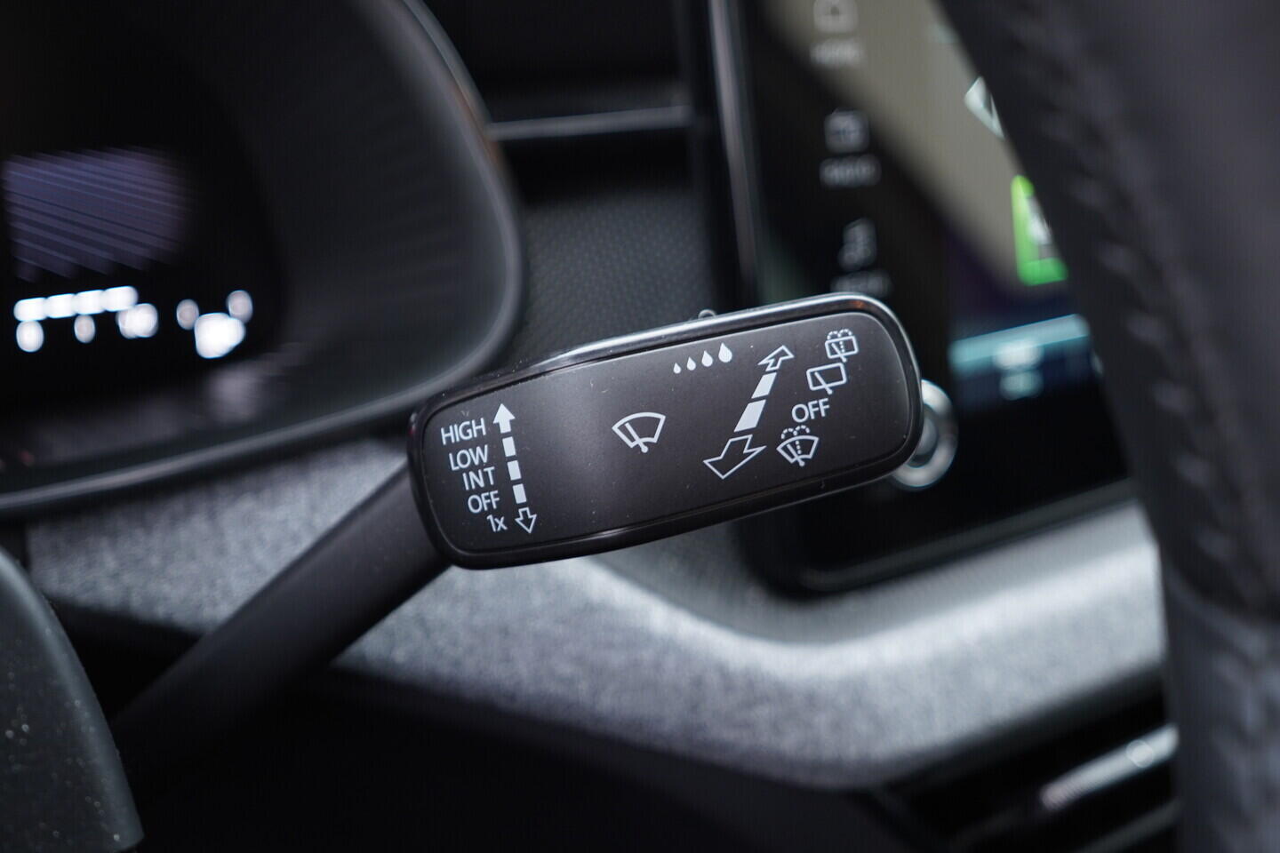 OV190V11049_24.webp_KAMIQ Selection 1.0 TSI 85 kW manuál, DPH