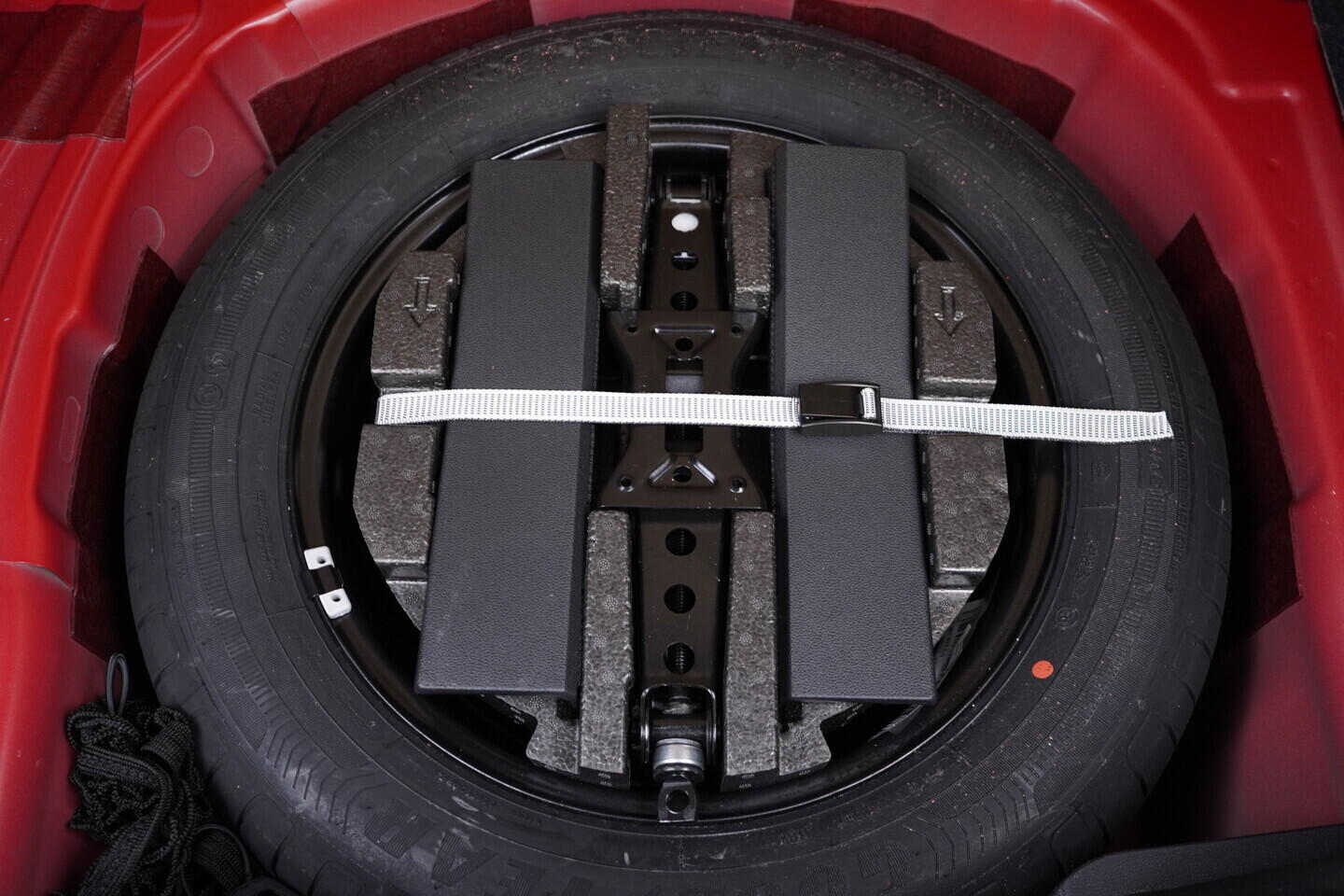 OV190V11049_42.webp_KAMIQ Selection 1.0 TSI 85 kW manuál, DPH