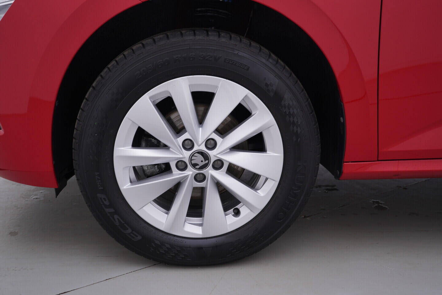 OV190V11049_43.webp_KAMIQ Selection 1.0 TSI 85 kW manuál, DPH