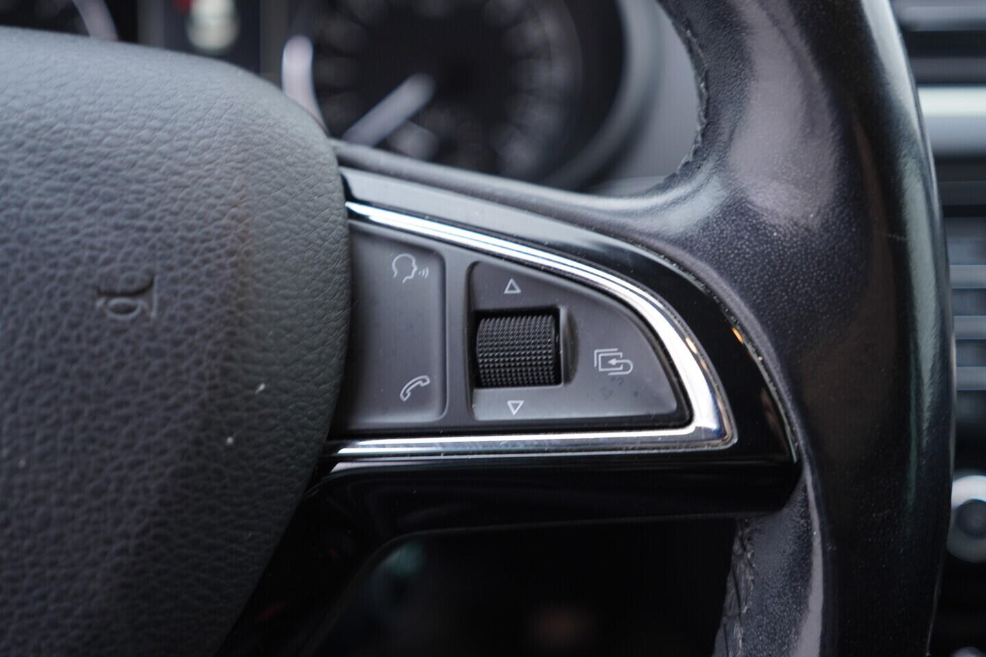 OV190V11052_26.webp_OCTAVIA Elegance 1.6 TDI 77 kW manuál