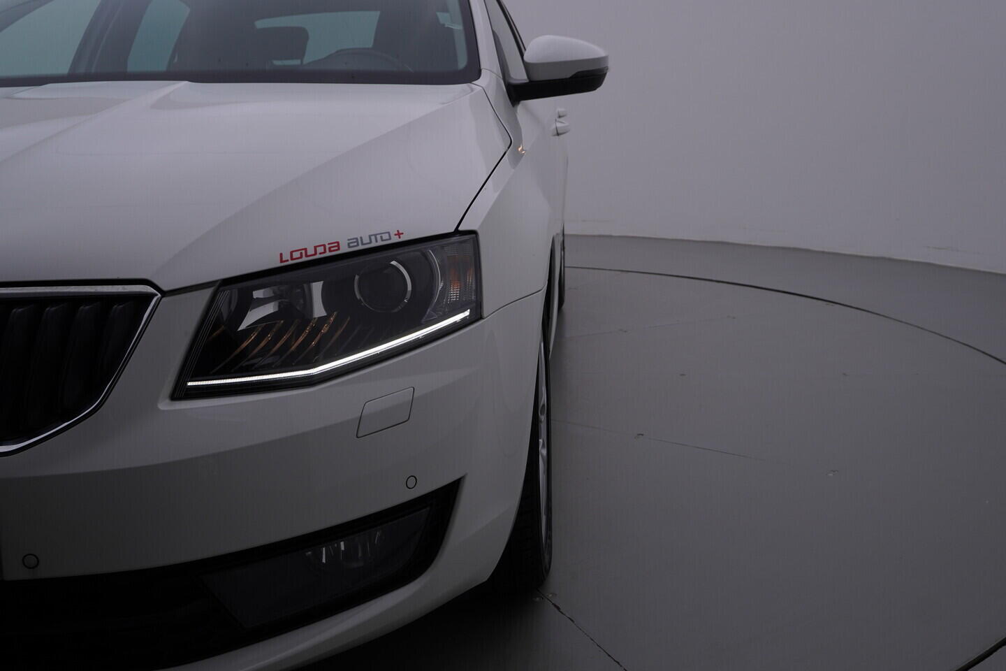 OV190V11052_44.webp_OCTAVIA Elegance 1.6 TDI 77 kW manuál