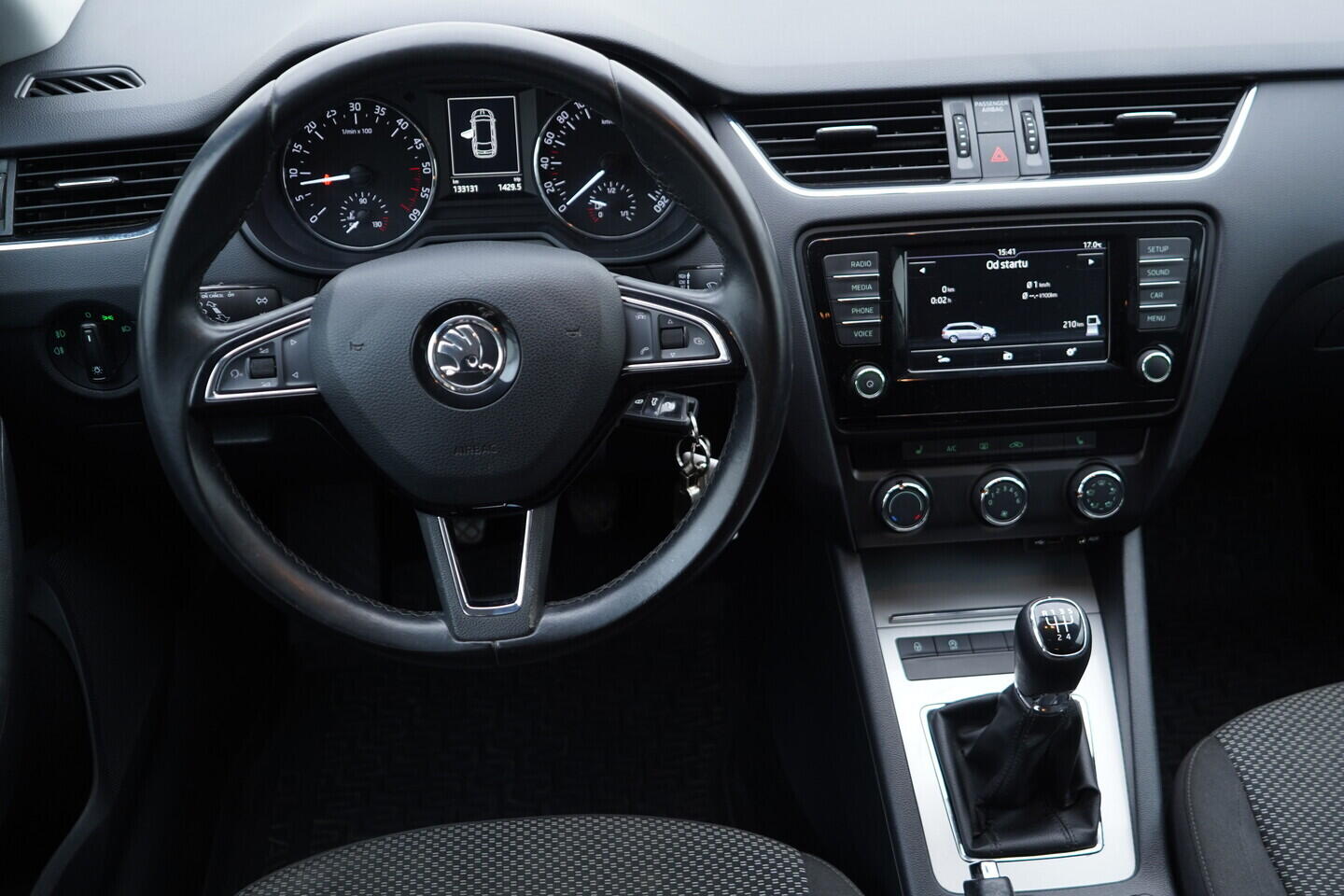 OV190V11054_27.webp_OCTAVIA Ambition 1.6 TDI 66 kW manuál