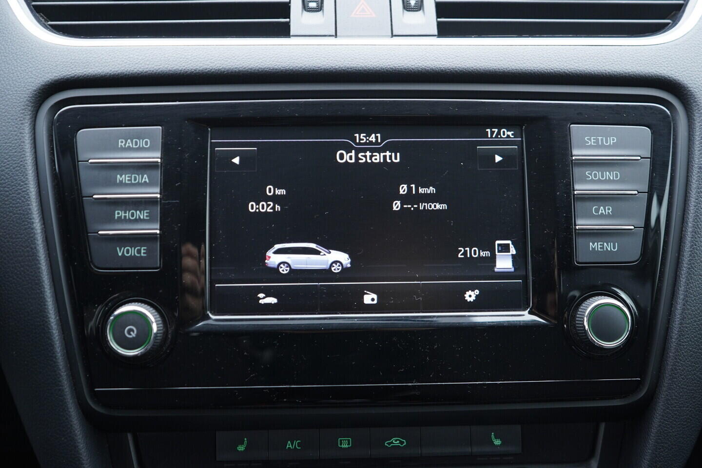 OV190V11054_29.webp_OCTAVIA Ambition 1.6 TDI 66 kW manuál