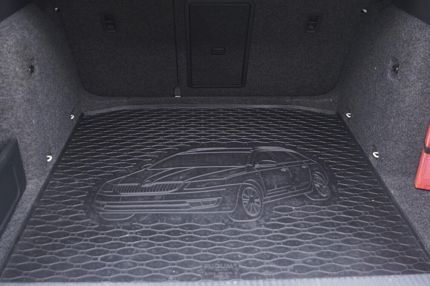 OV190V11054_40.webp_OCTAVIA Ambition 1.6 TDI 66 kW manuál