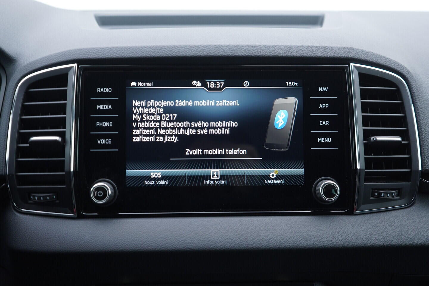 OV190V11055_31.webp_KAROQ Selection 1.5 TSI 110 kW automat, DPH