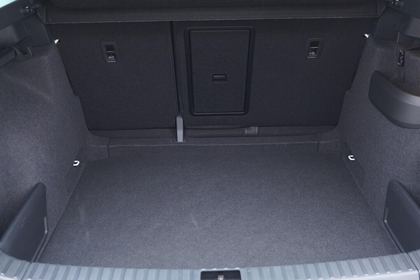 OV190V11055_40.webp_KAROQ Selection 1.5 TSI 110 kW automat, DPH