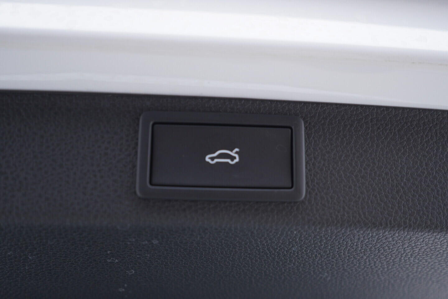 OV190V11055_42.webp_KAROQ Selection 1.5 TSI 110 kW automat, DPH