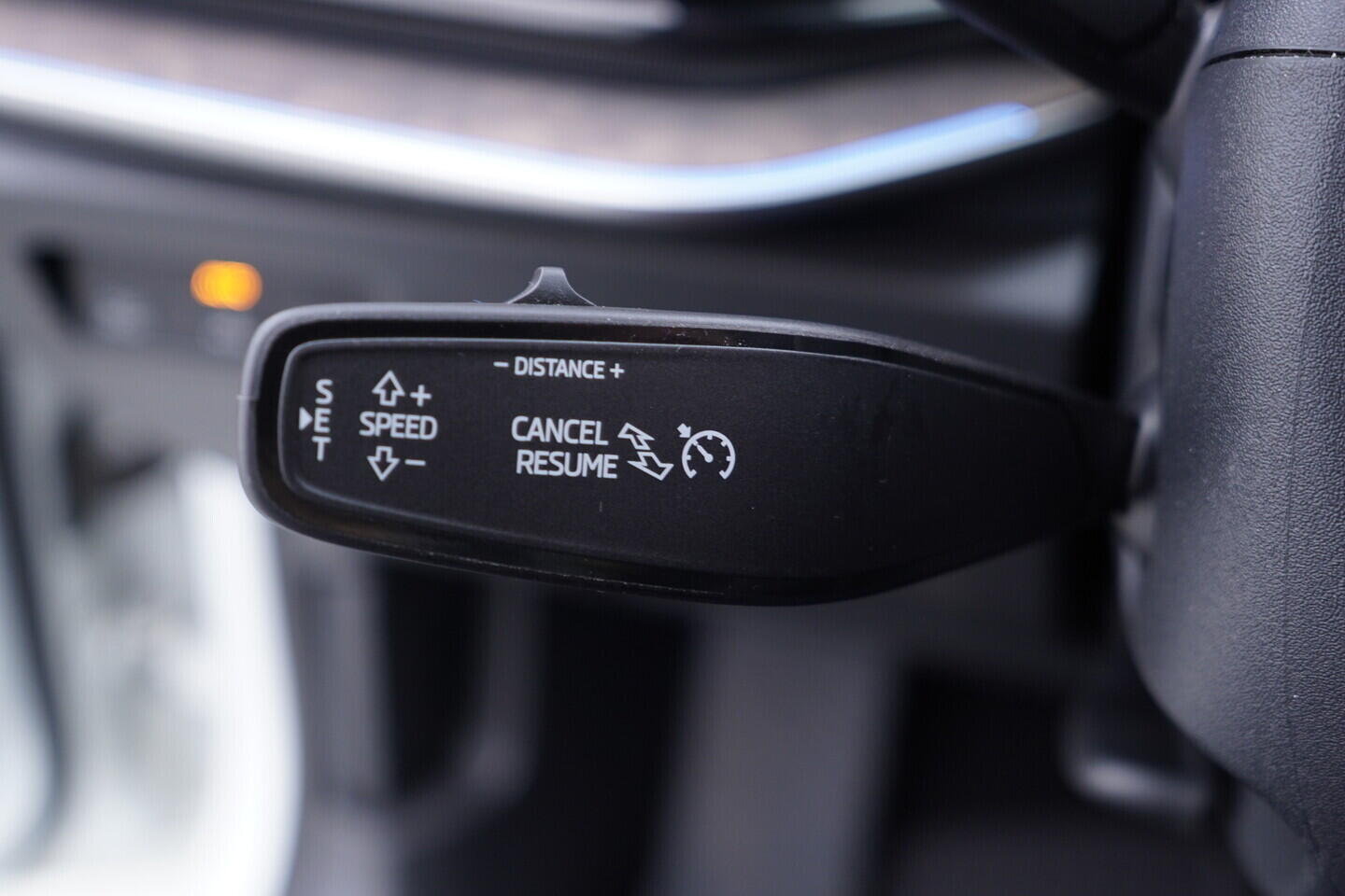 OV190V11056_28.webp_SUPERB L&K 2.0 TDI 142 kW automat, DPH