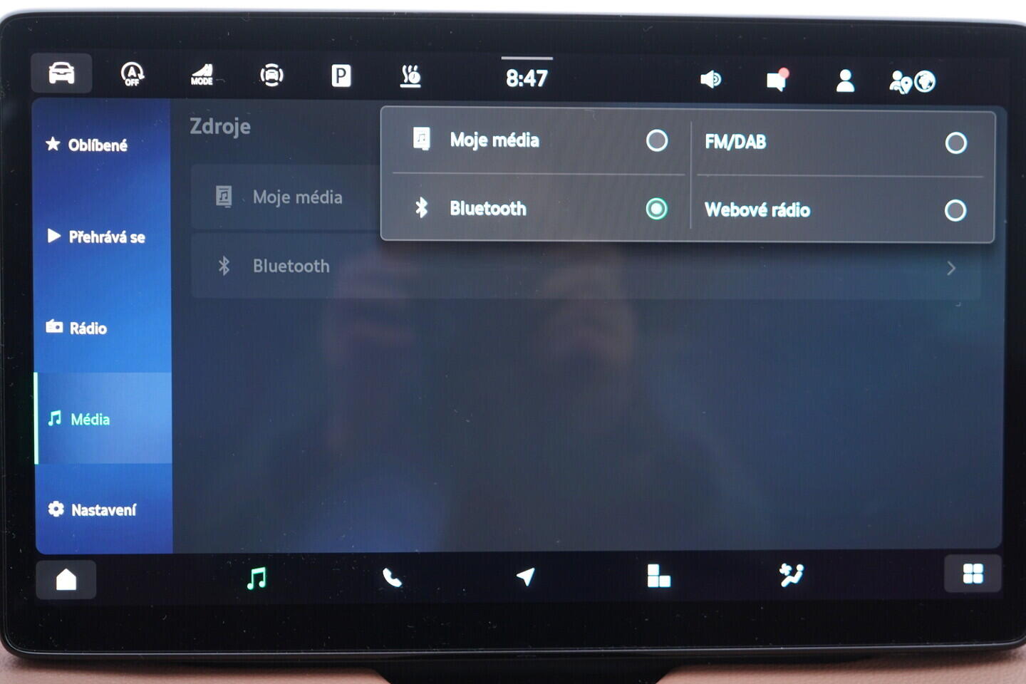 OV190V11056_34.webp_SUPERB L&K 2.0 TDI 142 kW automat, DPH