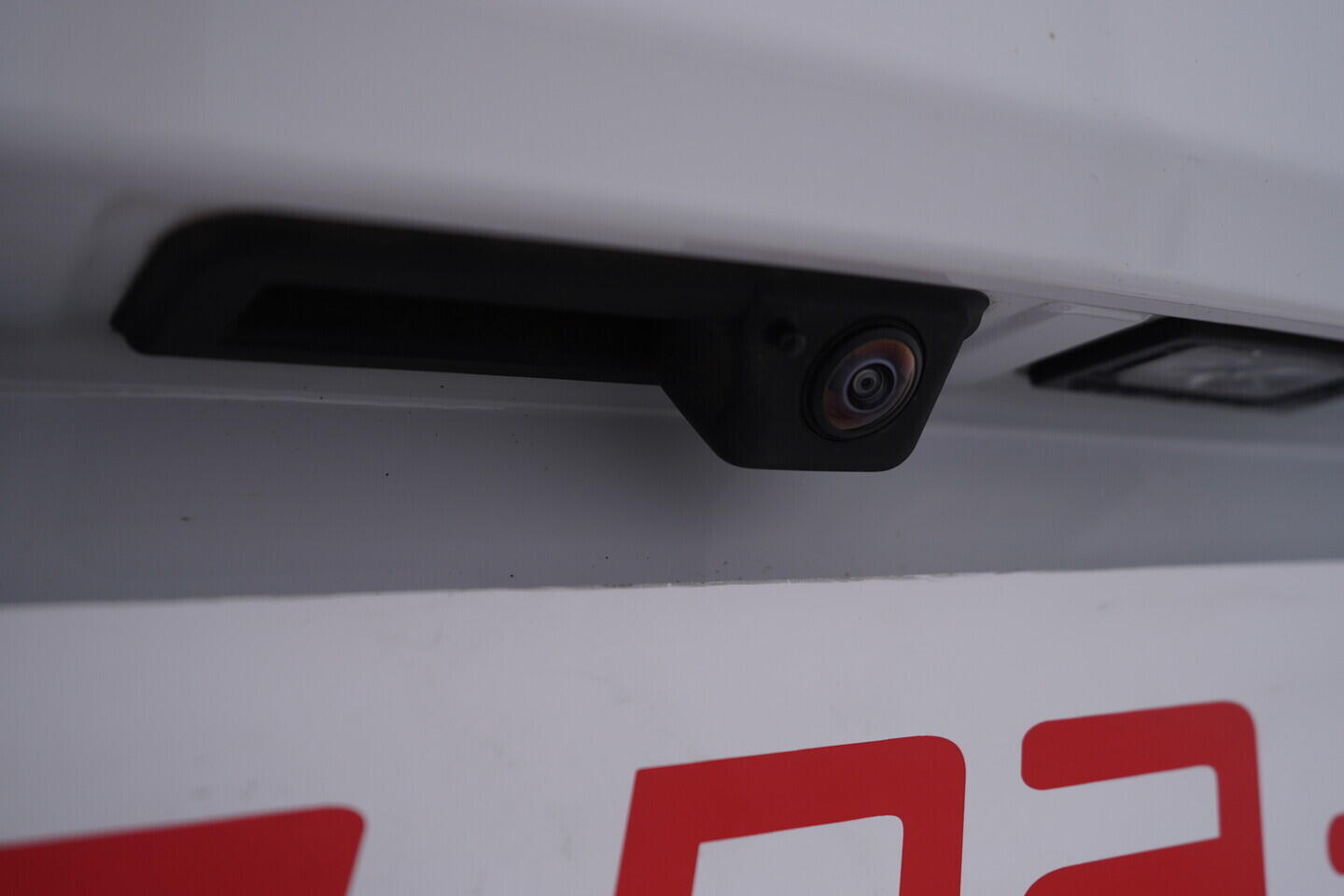 OV190V11056_51.webp_SUPERB L&K 2.0 TDI 142 kW automat, DPH