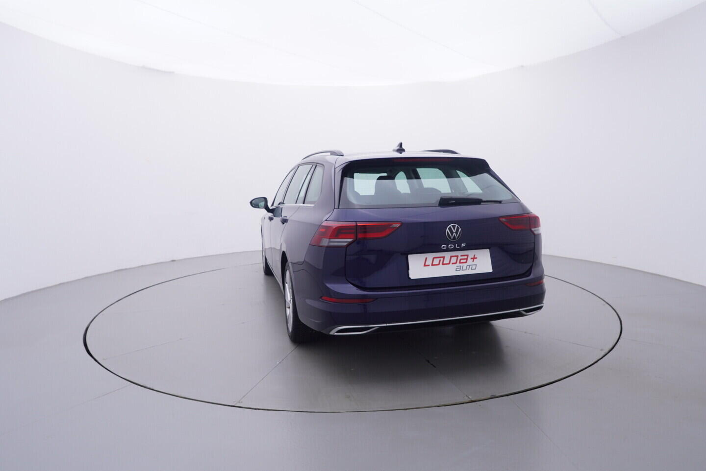 OV190V11059_13.webp_GOLF VARIANT Style 2.0 TDI 110 kW manuál, DPH