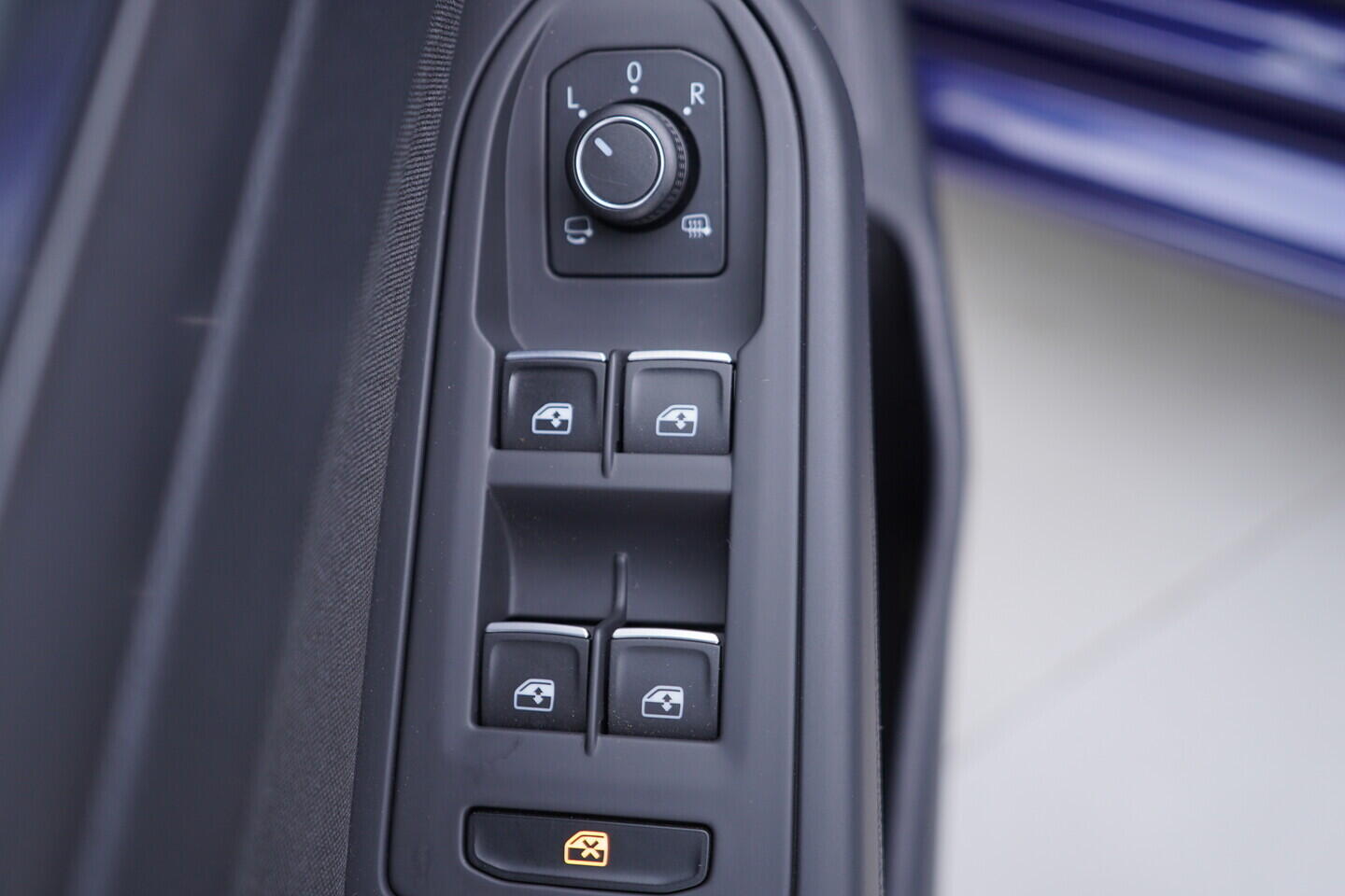 OV190V11059_20.webp_GOLF VARIANT Style 2.0 TDI 110 kW manuál, DPH