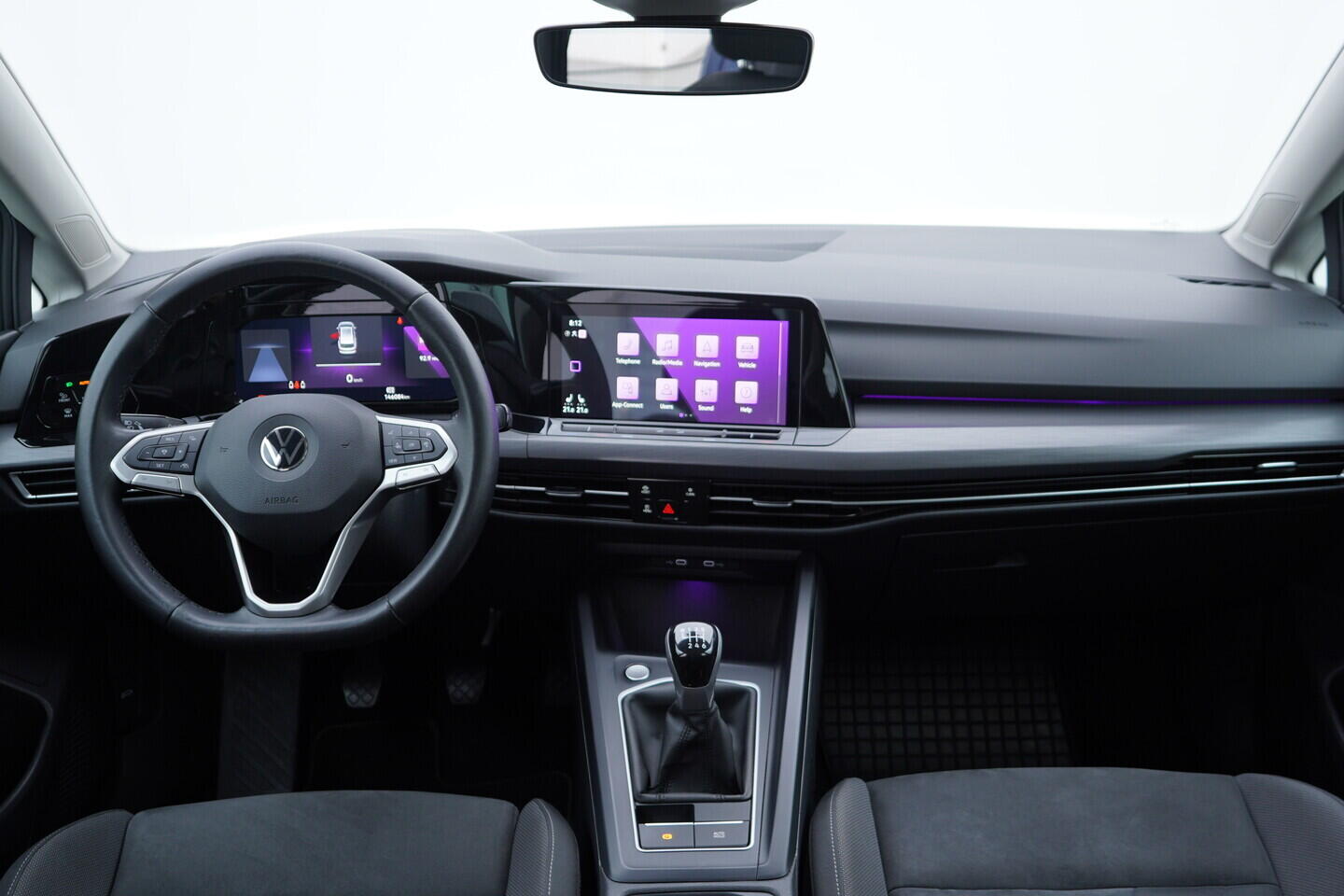 OV190V11059_26.webp_GOLF VARIANT Style 2.0 TDI 110 kW manuál, DPH