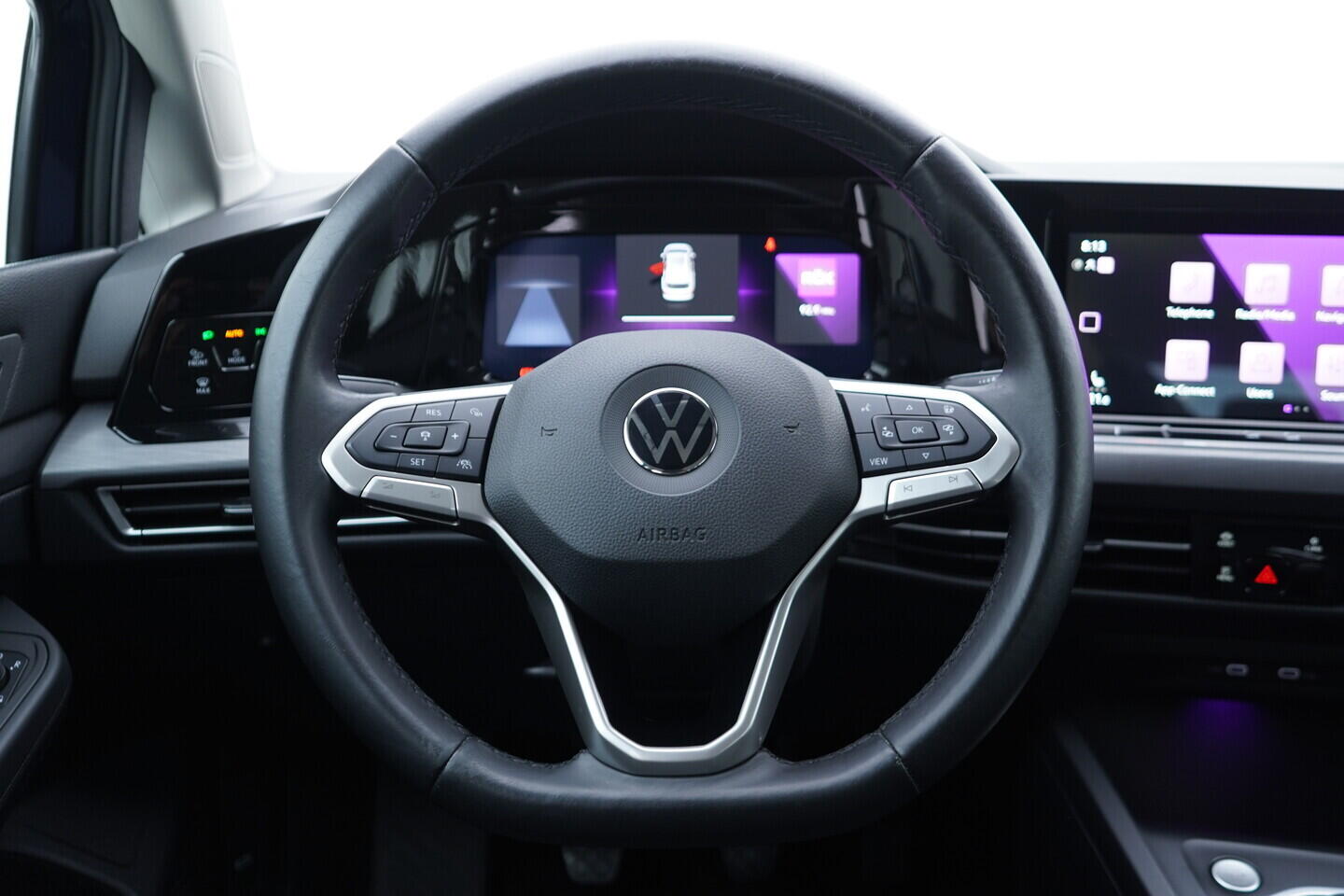 OV190V11059_27.webp_GOLF VARIANT Style 2.0 TDI 110 kW manuál, DPH