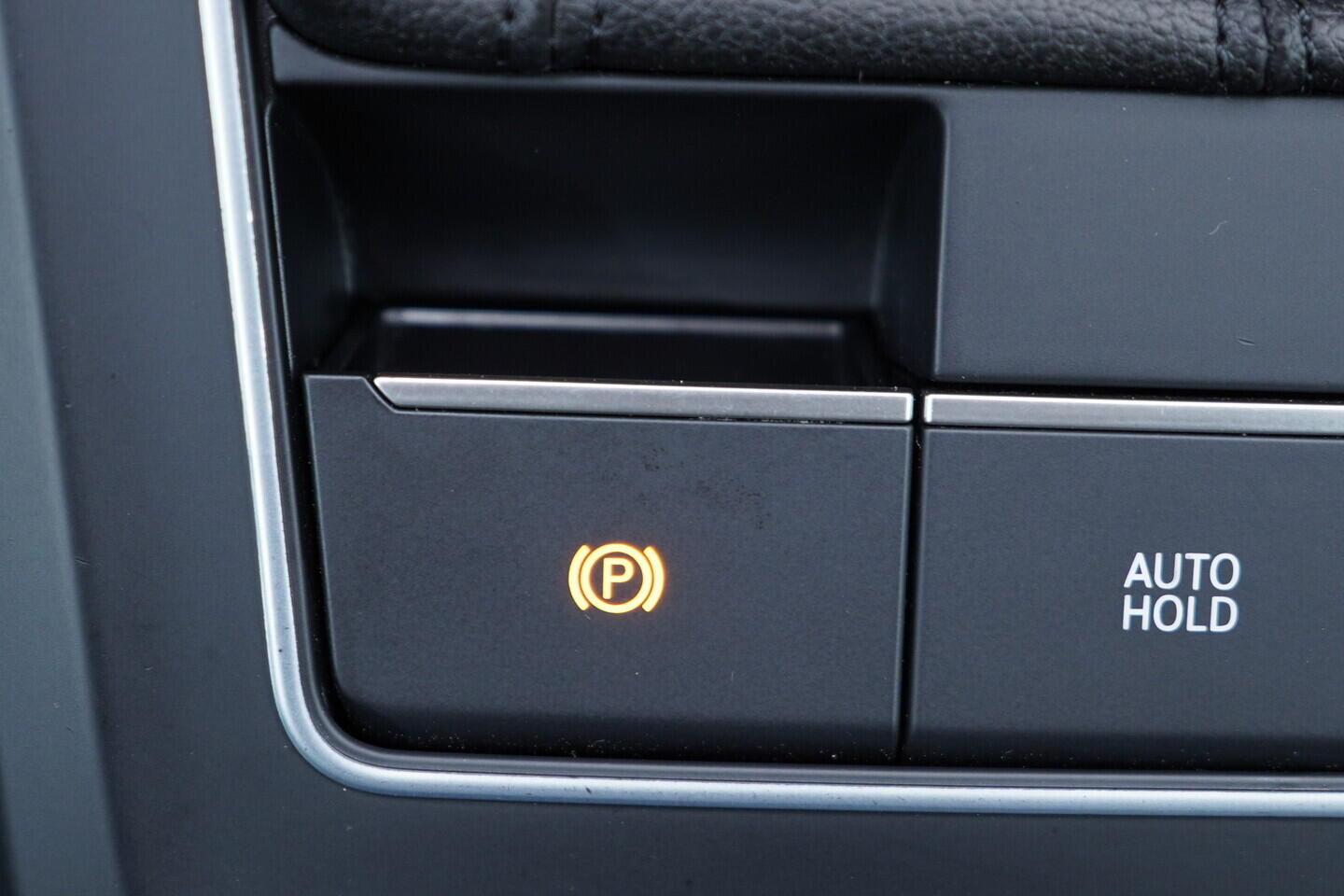 OV190V11059_34.webp_GOLF VARIANT Style 2.0 TDI 110 kW manuál, DPH