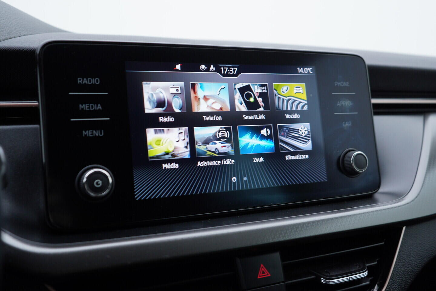 OV190V11060_30.webp_SCALA Style 1.0 TSI 81 kW manuál, DPH