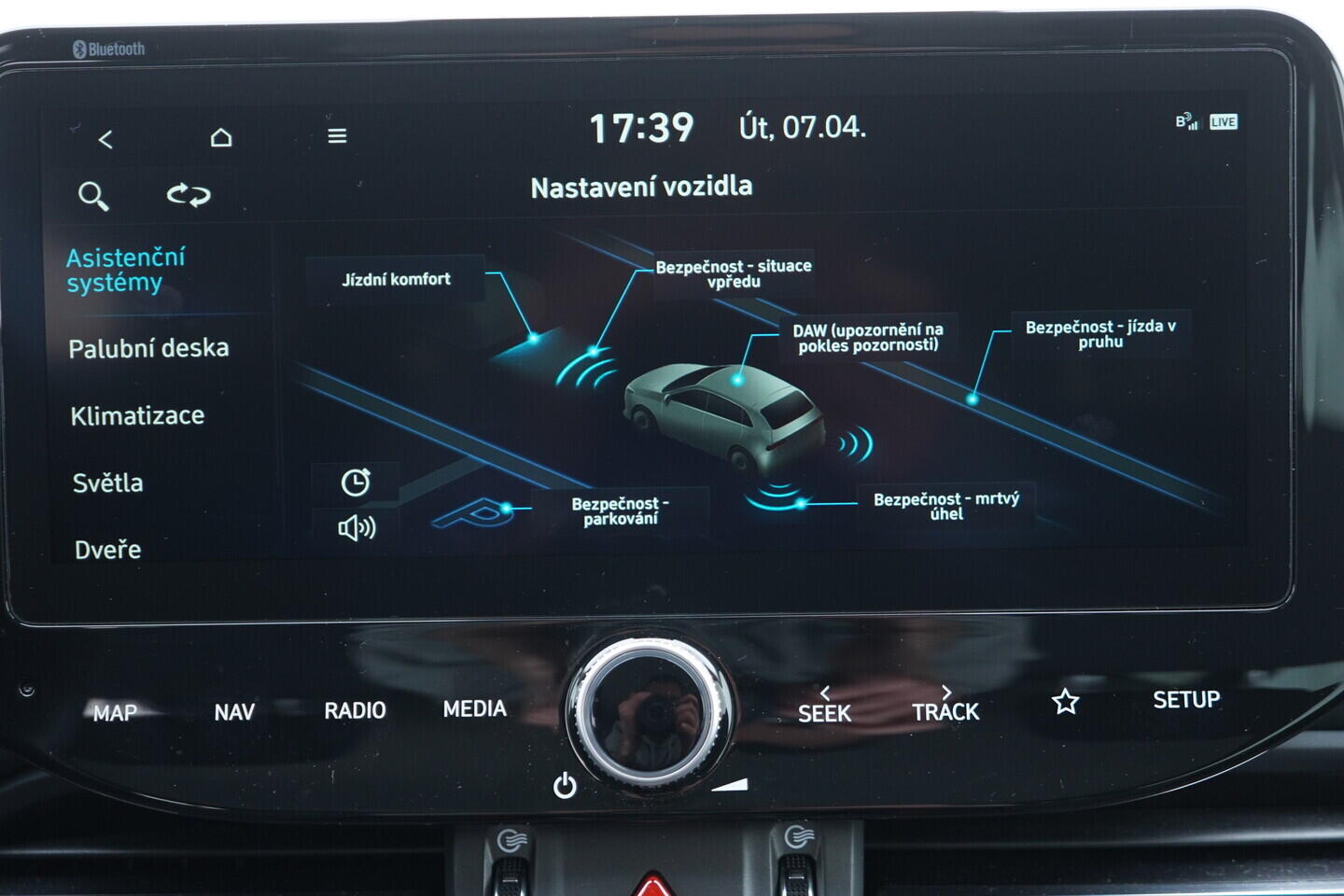 OV190V11062_28.webp_I30  1.5 DPi 80 kW manuál