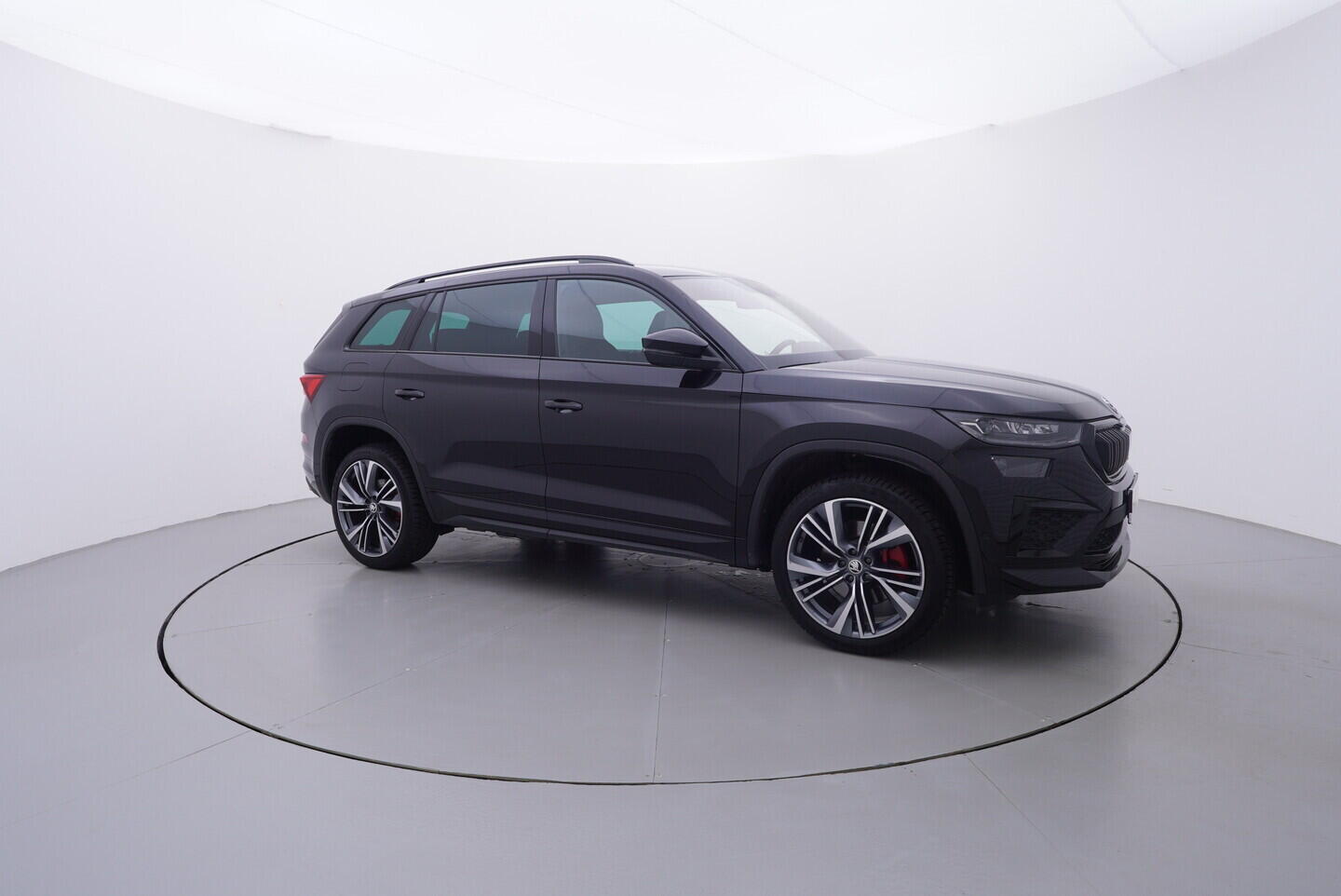 OV190V11064_16.webp_KODIAQ RS 2.0 TSI 180 kW automat, DPH