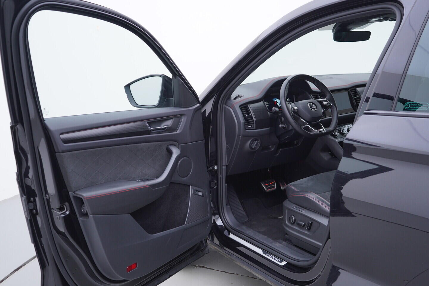 OV190V11064_18.webp_KODIAQ RS 2.0 TSI 180 kW automat, DPH