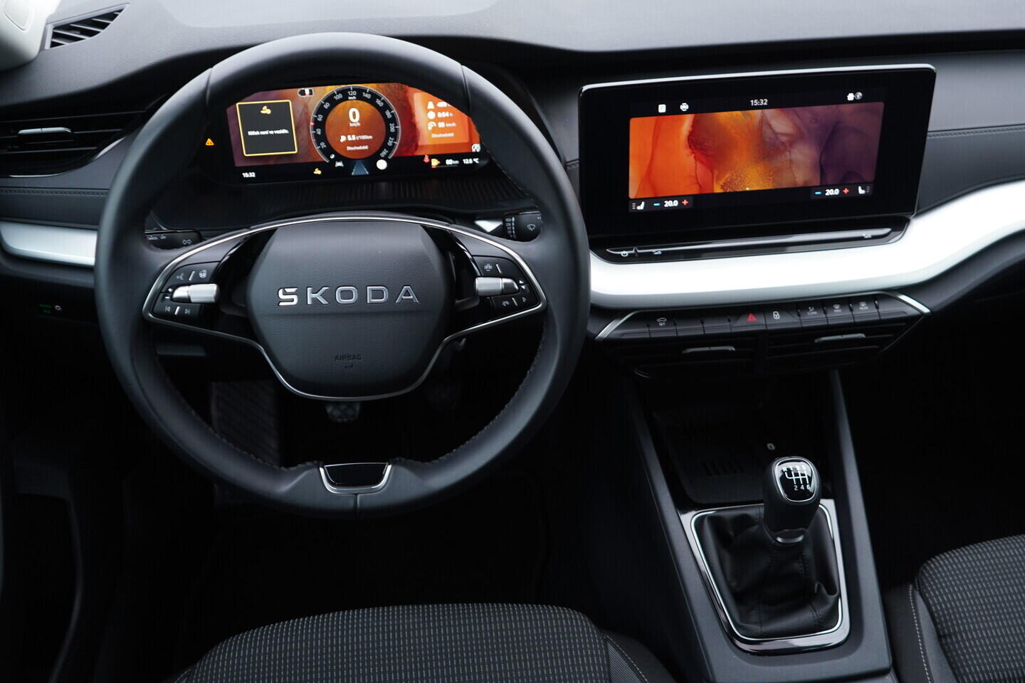 OV190V11065_21.webp_OCTAVIA Selection 1.5 TSI 110 kW manuál, DPH