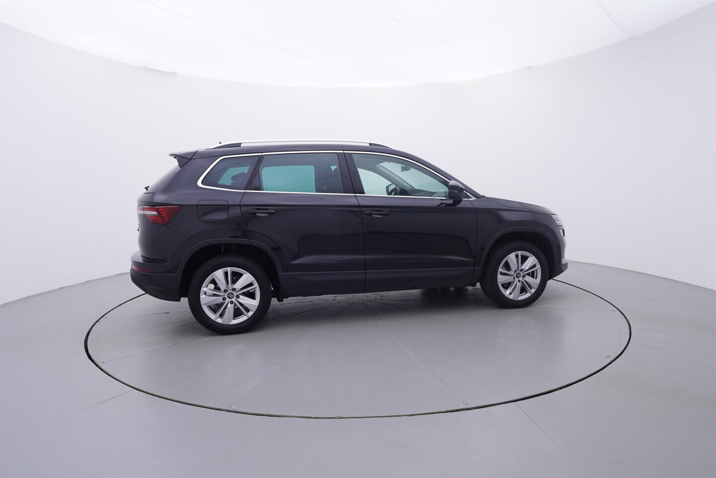 OV190V11066_15.webp_KAROQ Selection 1.5 TSI 110 kW automat, DPH