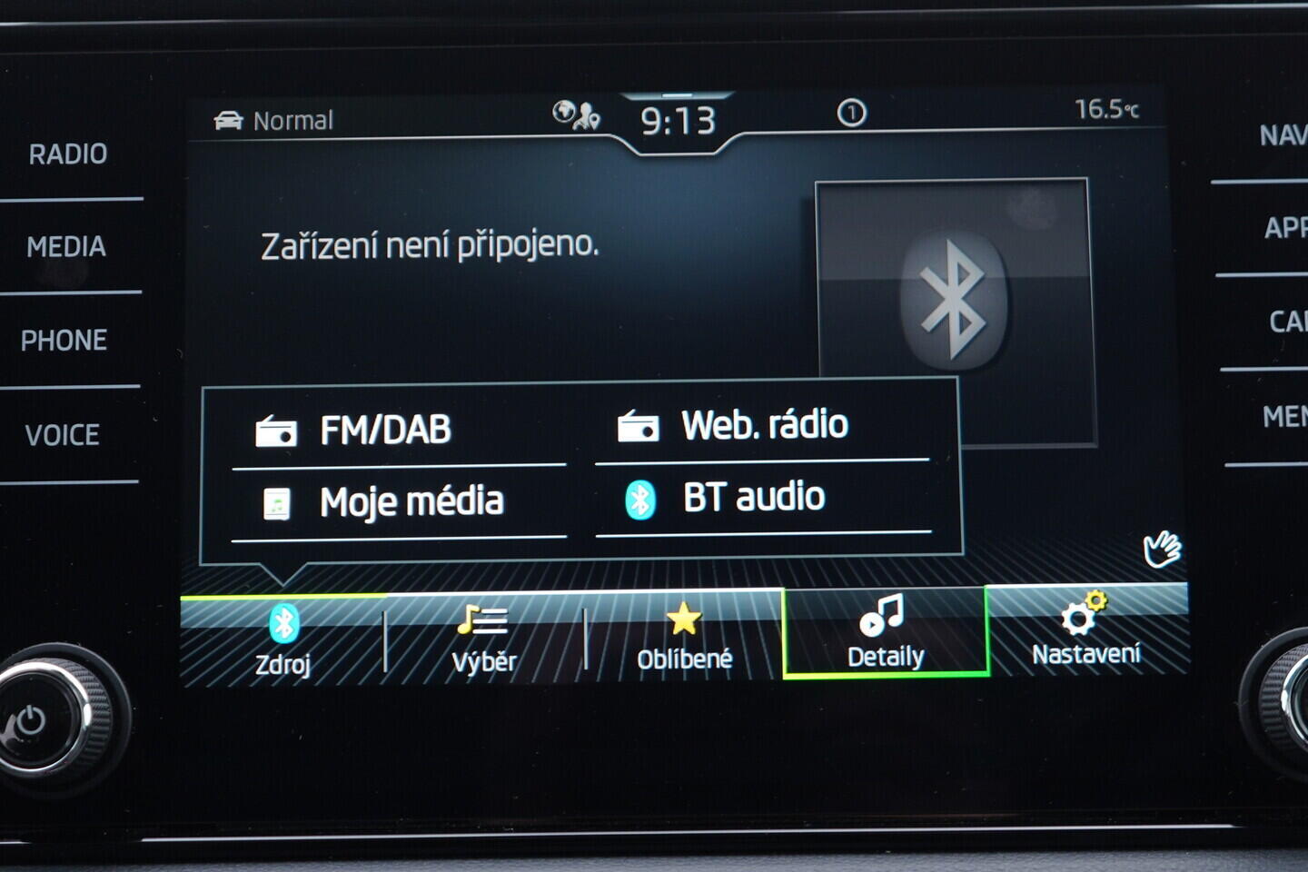 OV190V11066_31.webp_KAROQ Selection 1.5 TSI 110 kW automat, DPH