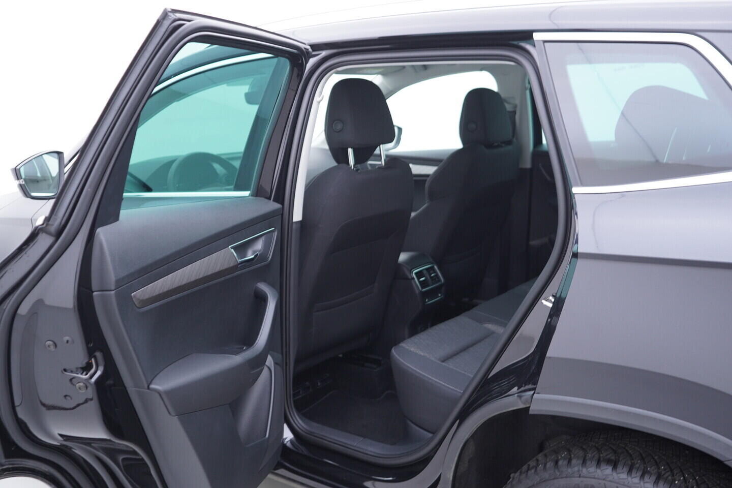 OV190V11066_36.webp_KAROQ Selection 1.5 TSI 110 kW automat, DPH