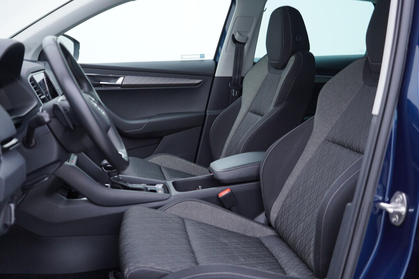 OV190V11067_21.webp_KAROQ Style 2.0 TDI 110 kW automat, DPH