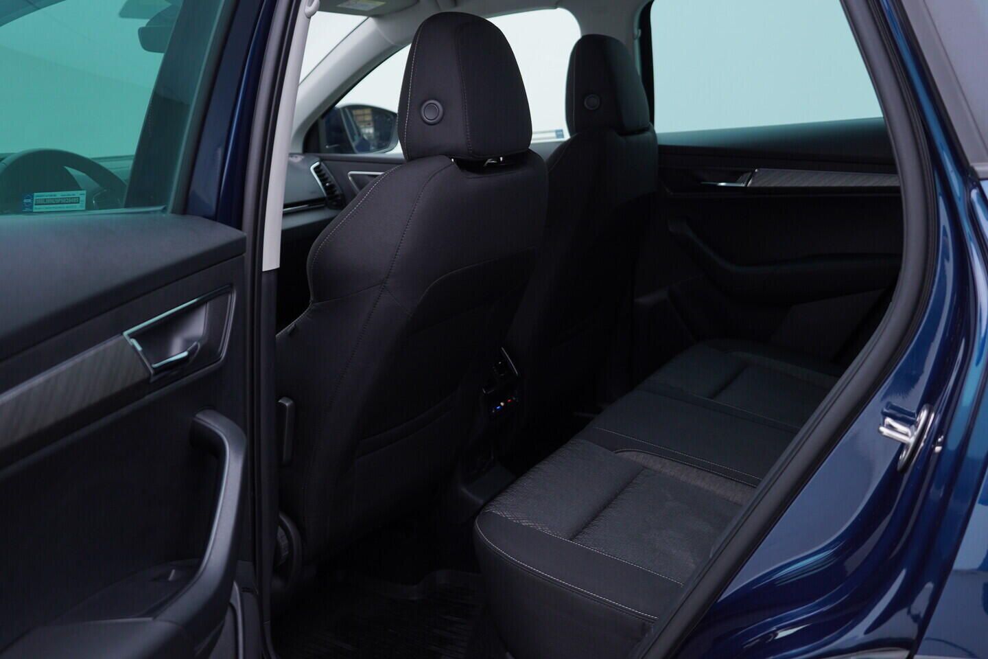 OV190V11067_22.webp_KAROQ Style 2.0 TDI 110 kW automat, DPH