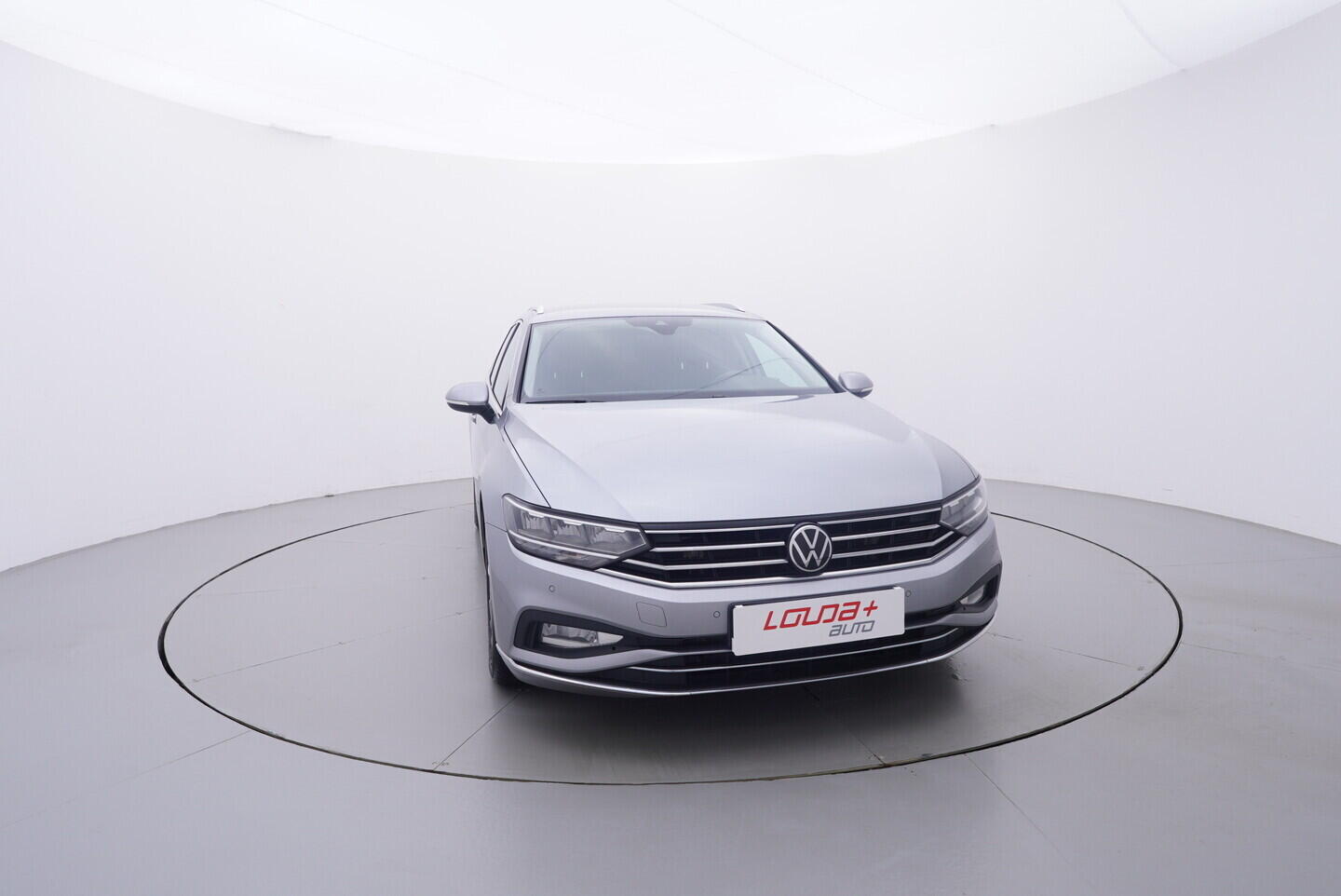 OV190V11068_17.webp_PASSAT VARIANT Elegance 2.0 TDI 110 kW automat, DPH
