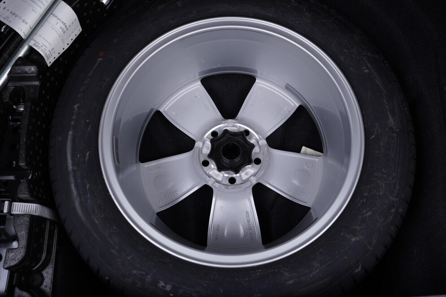 OV190V11068_41.webp_PASSAT VARIANT Elegance 2.0 TDI 110 kW automat, DPH