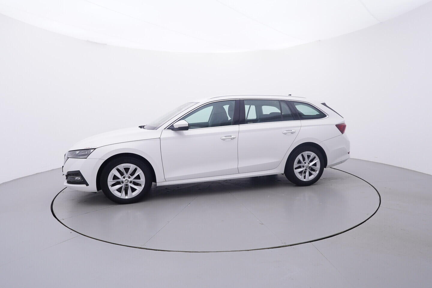 OV190V11070_11.webp_OCTAVIA Style 2.0 TDI 110 kW automat, DPH