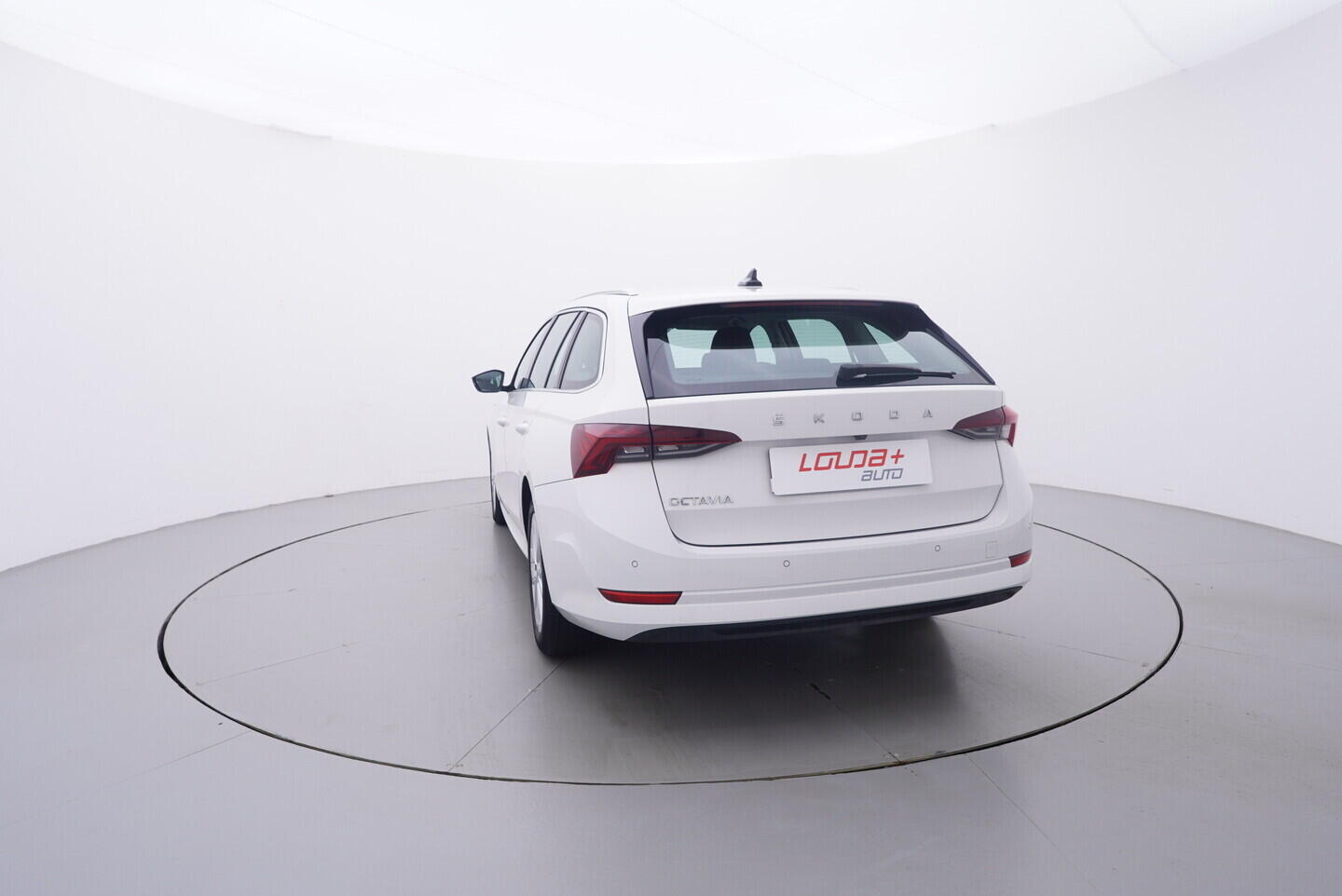 OV190V11070_13.webp_OCTAVIA Style 2.0 TDI 110 kW automat, DPH