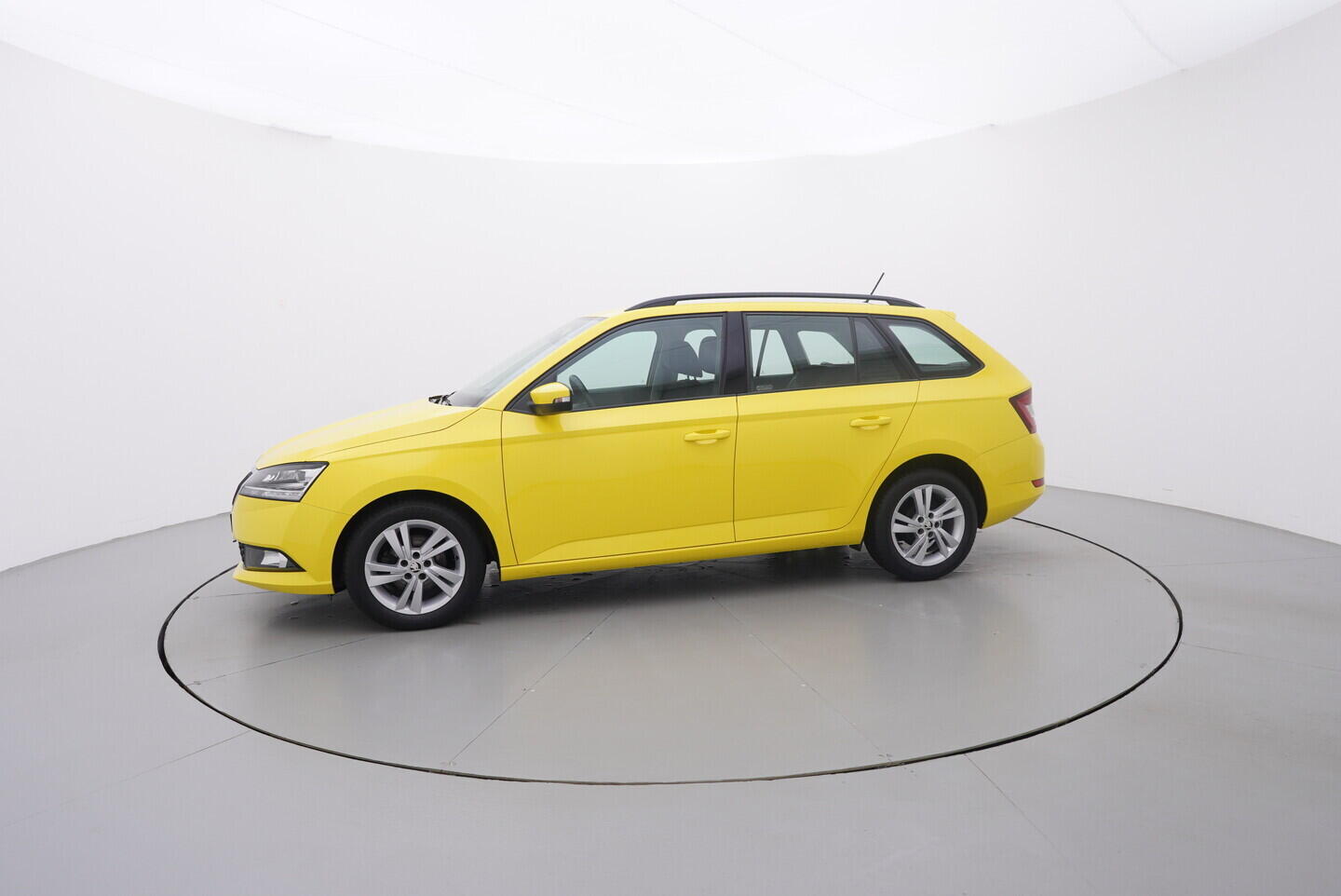 OV190V11071_11.webp_FABIA Style 1.0 TSI 70 kW manuál, DPH