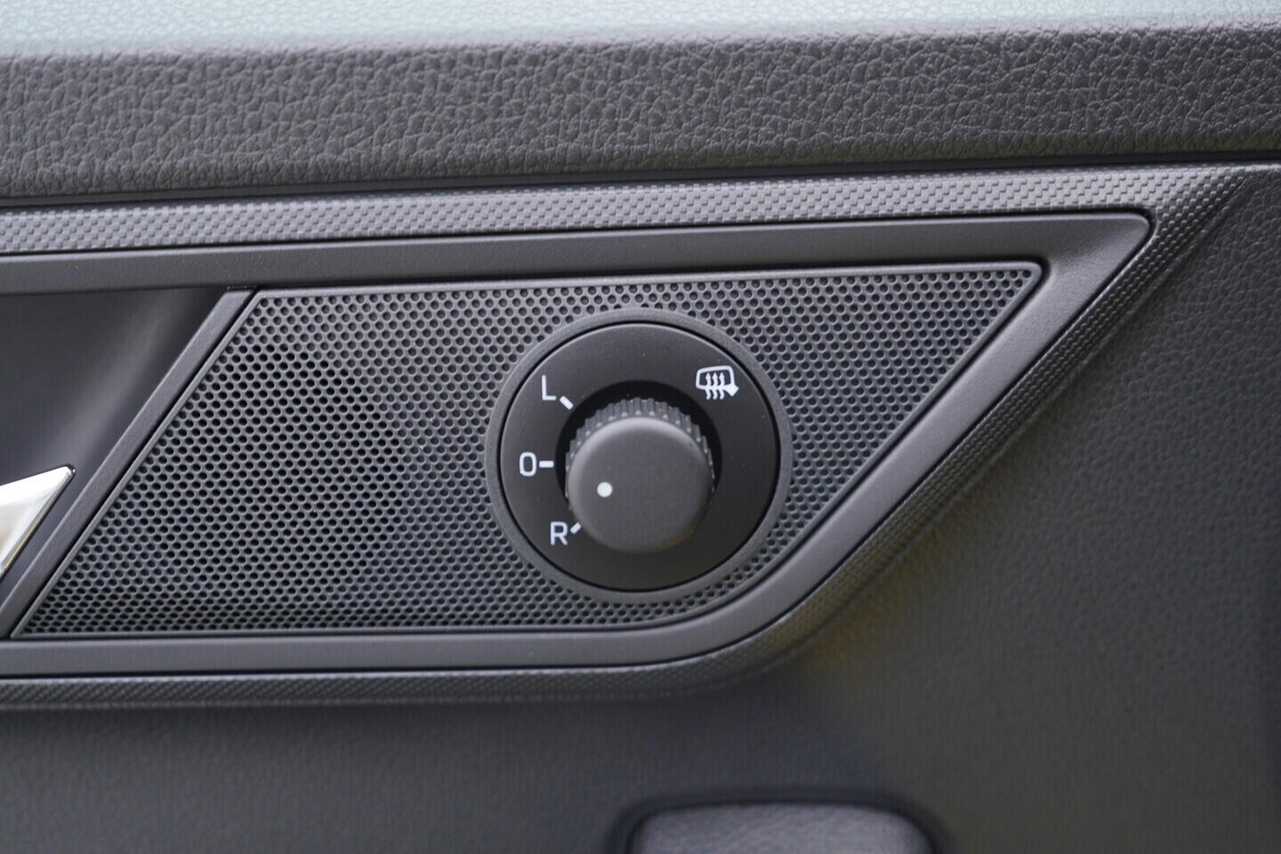 OV190V11071_21.webp_FABIA Style 1.0 TSI 70 kW manuál, DPH