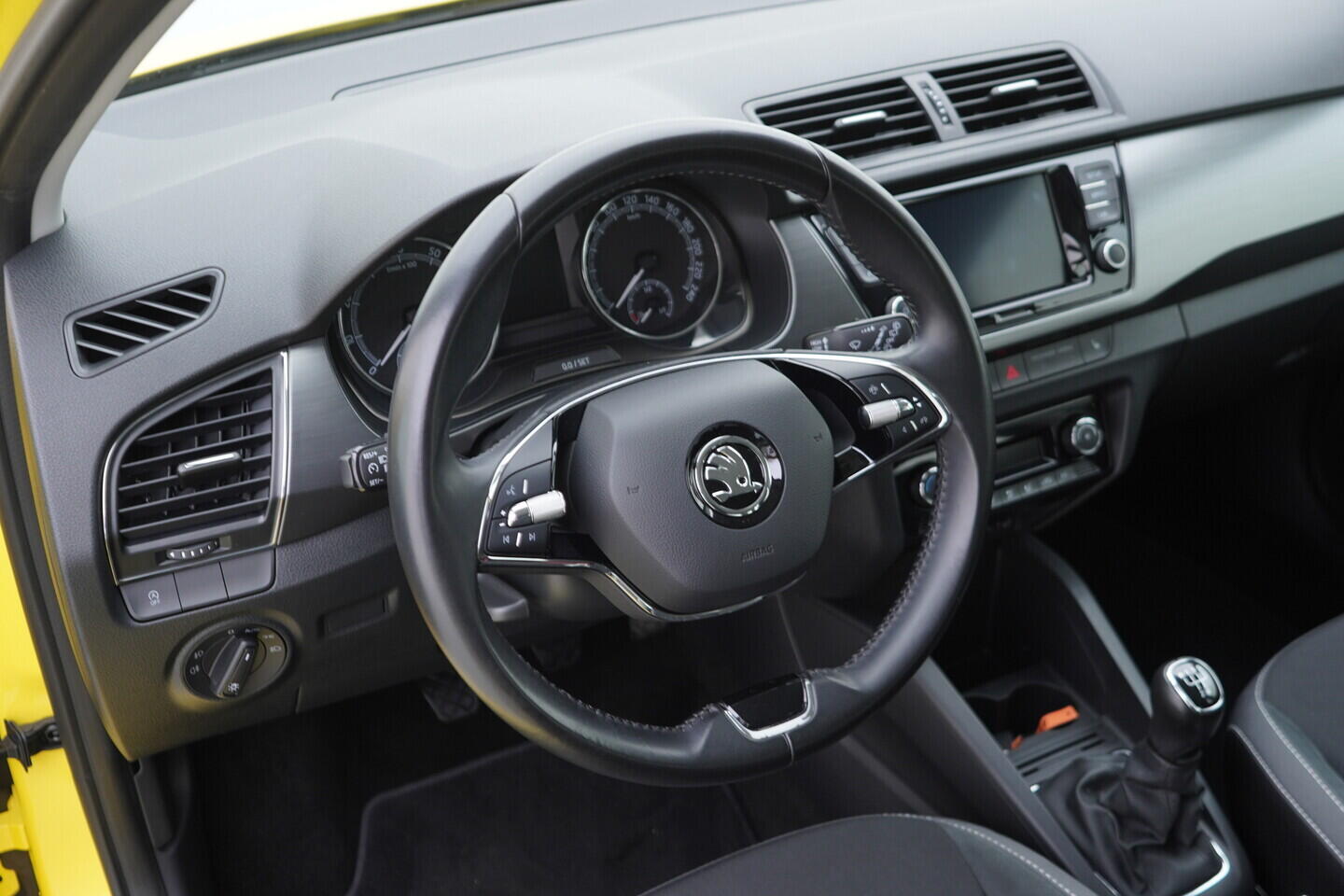 OV190V11071_22.webp_FABIA Style 1.0 TSI 70 kW manuál, DPH