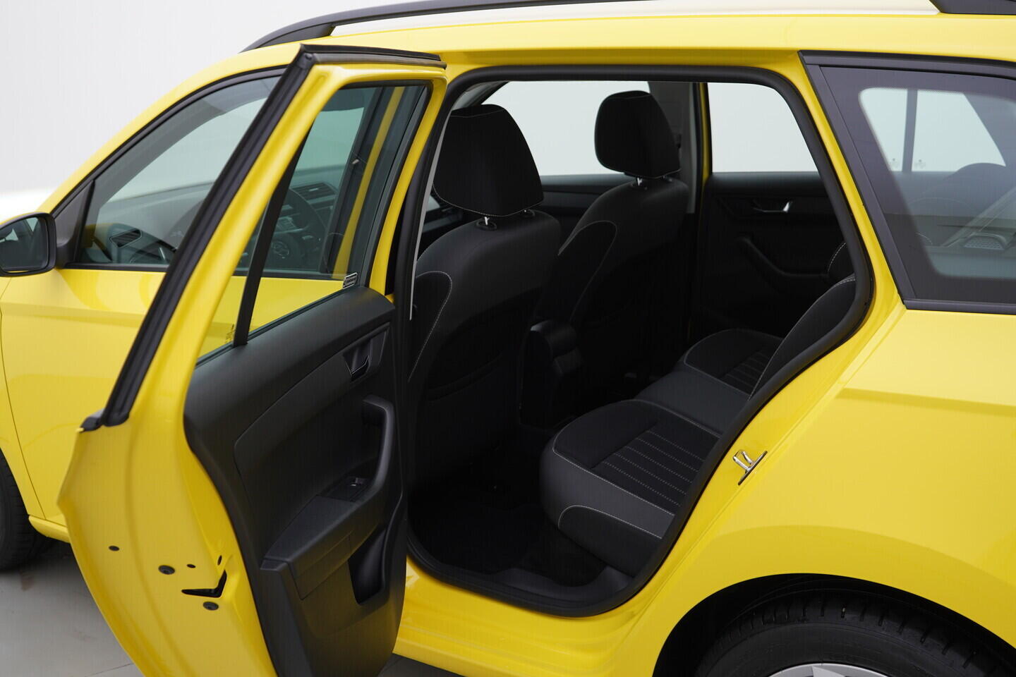 OV190V11071_33.webp_FABIA Style 1.0 TSI 70 kW manuál, DPH