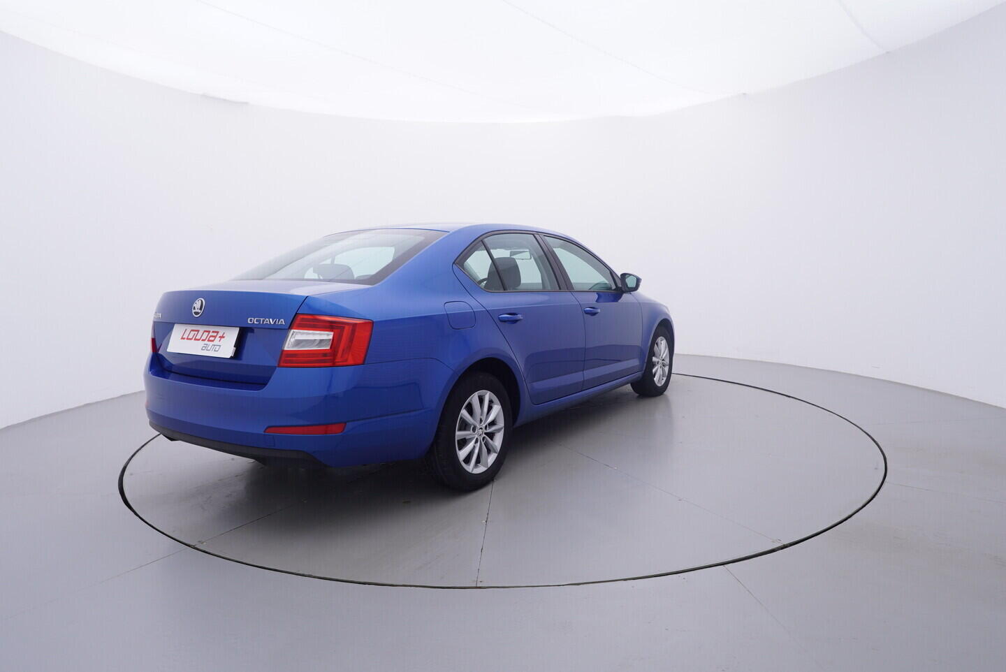 OV190V11072_14.webp_OCTAVIA Ambition 1.6 TDI 81 kW manuál, DPH