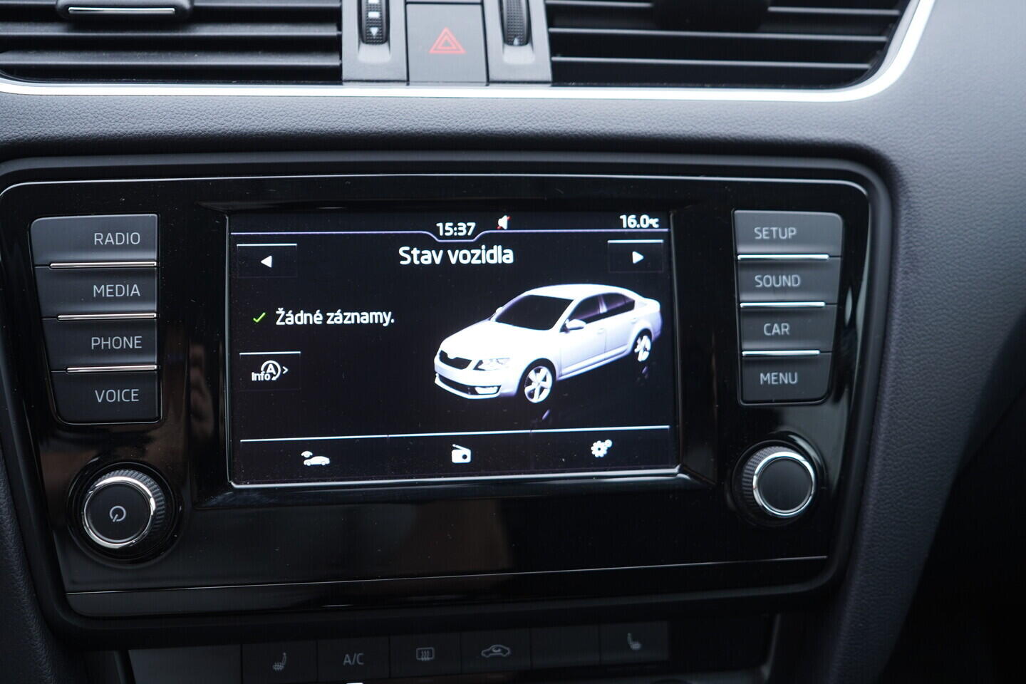 OV190V11072_33.webp_OCTAVIA Ambition 1.6 TDI 81 kW manuál, DPH