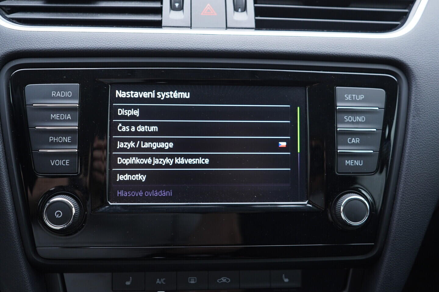 OV190V11072_34.webp_OCTAVIA Ambition 1.6 TDI 81 kW manuál, DPH