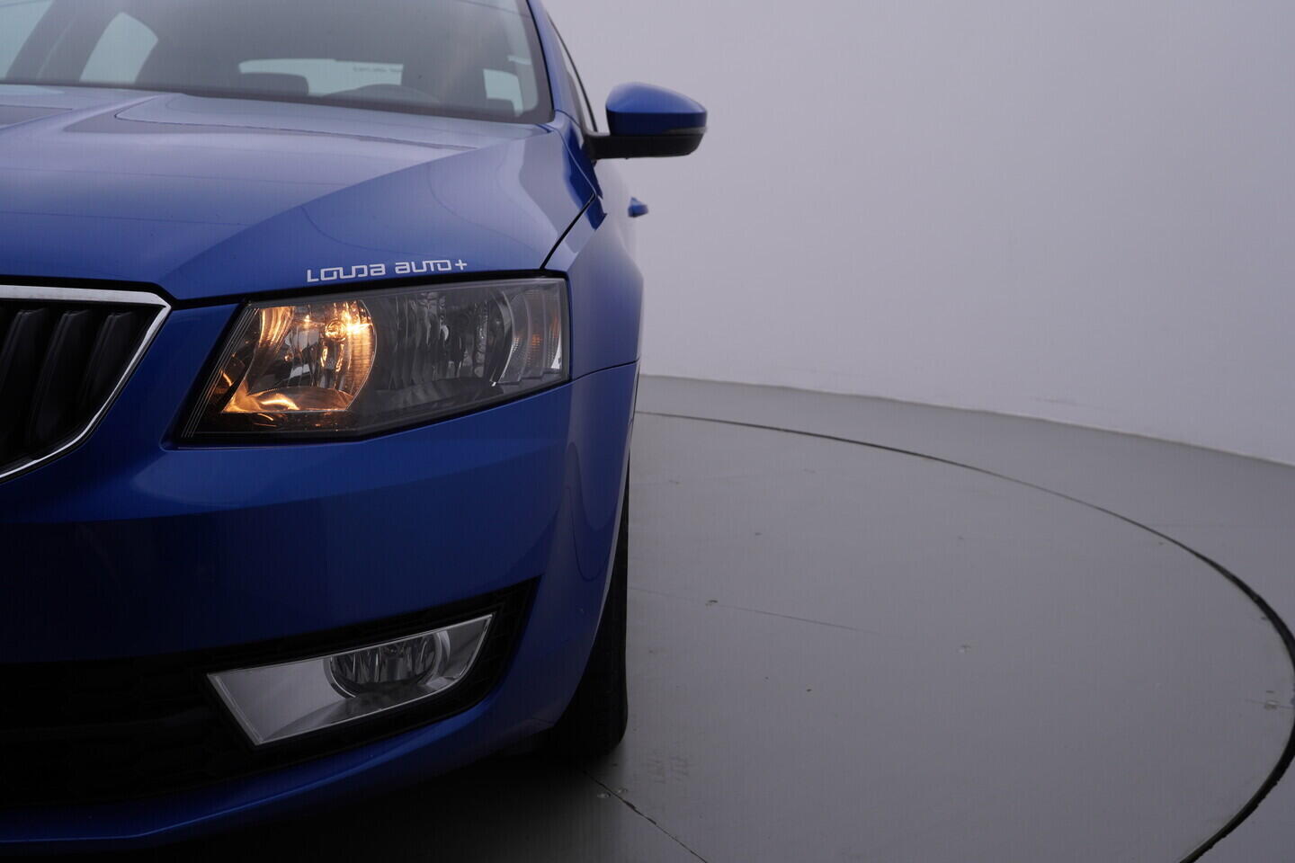 OV190V11072_43.webp_OCTAVIA Ambition 1.6 TDI 81 kW manuál, DPH